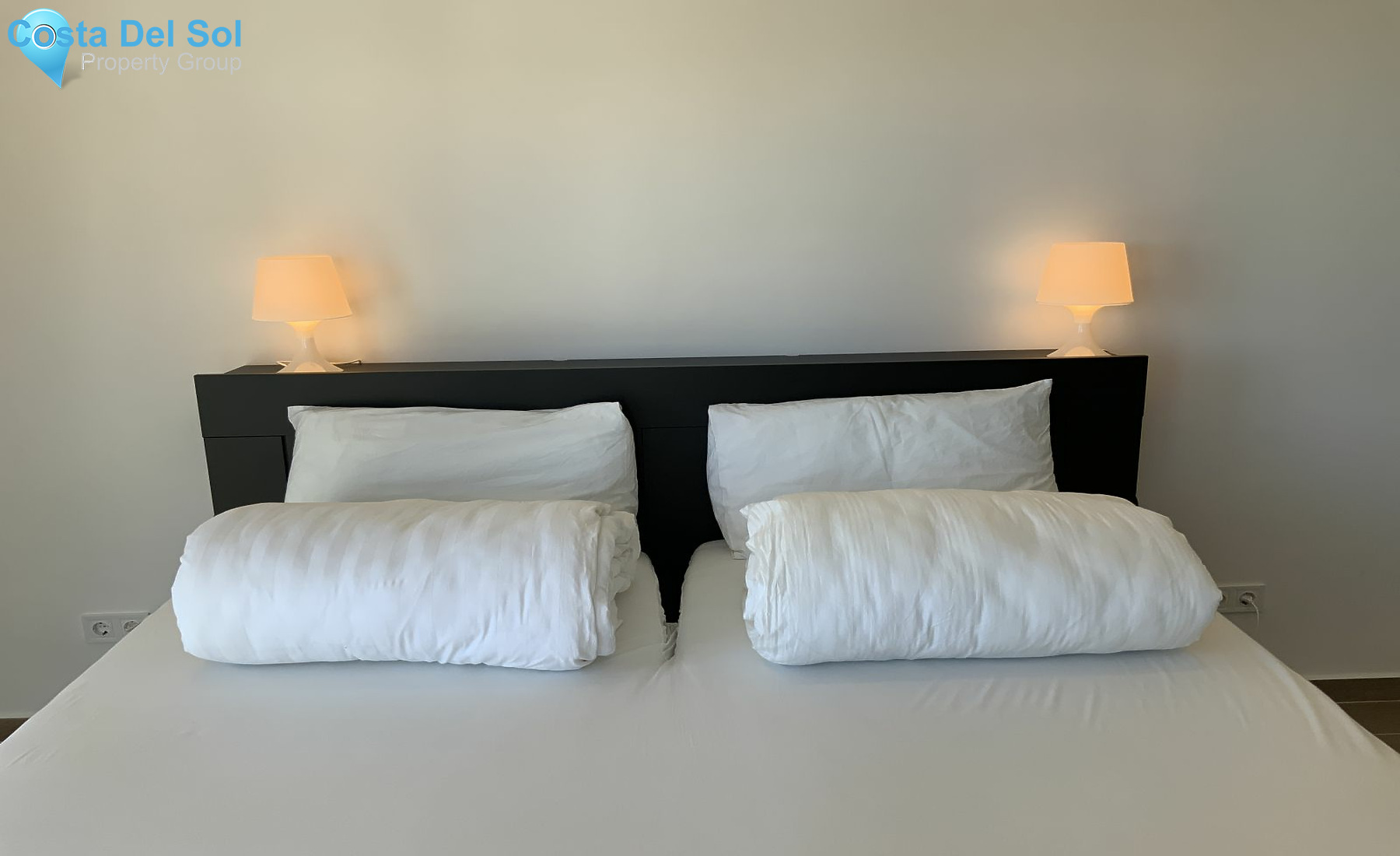 Detached Villa in Riviera del Sol-1191081