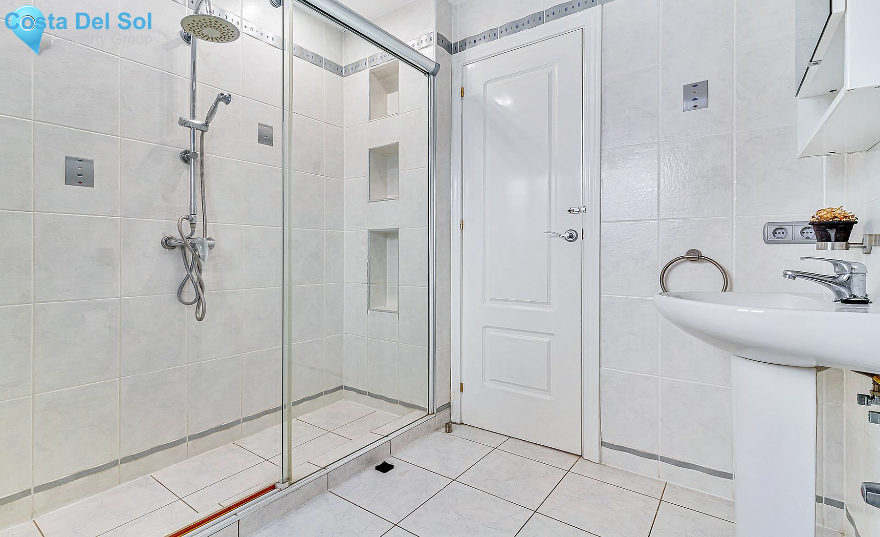 Detached Villa in Riviera del Sol-1495756