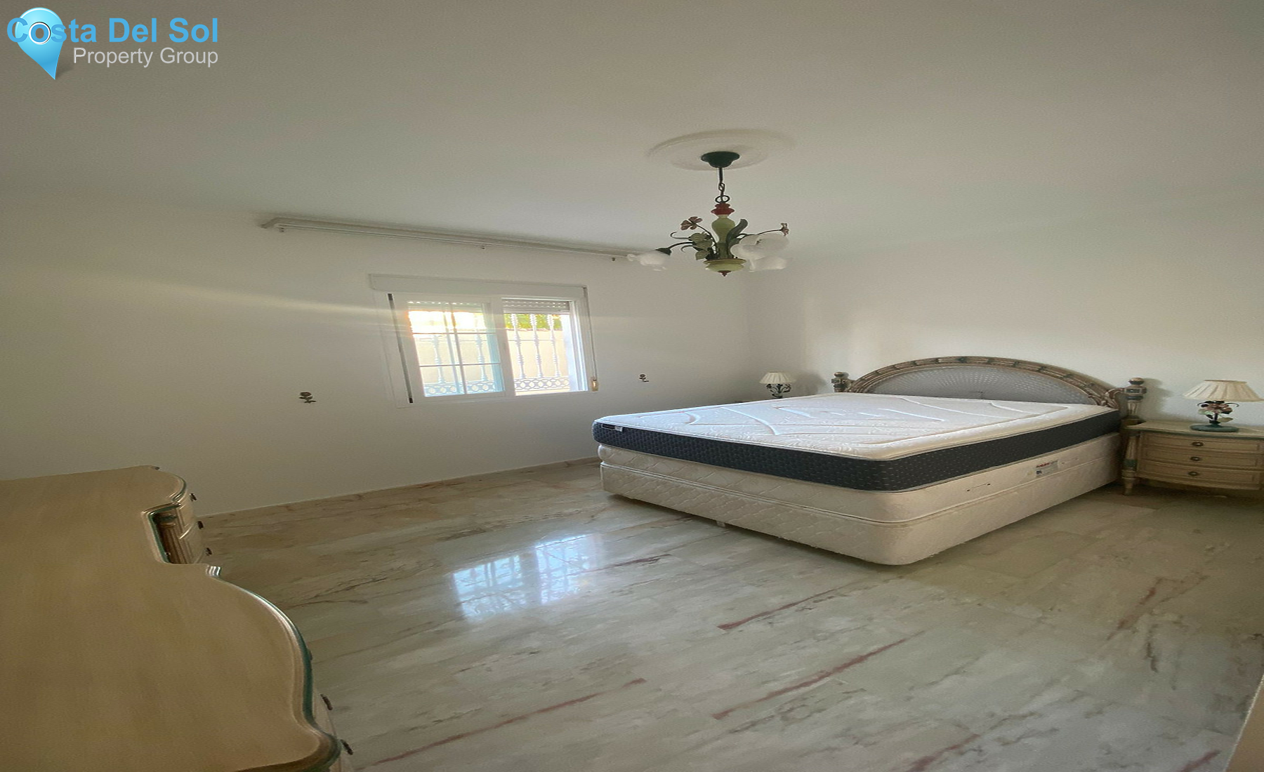 Detached Villa in San Pedro de Alcántara-695319