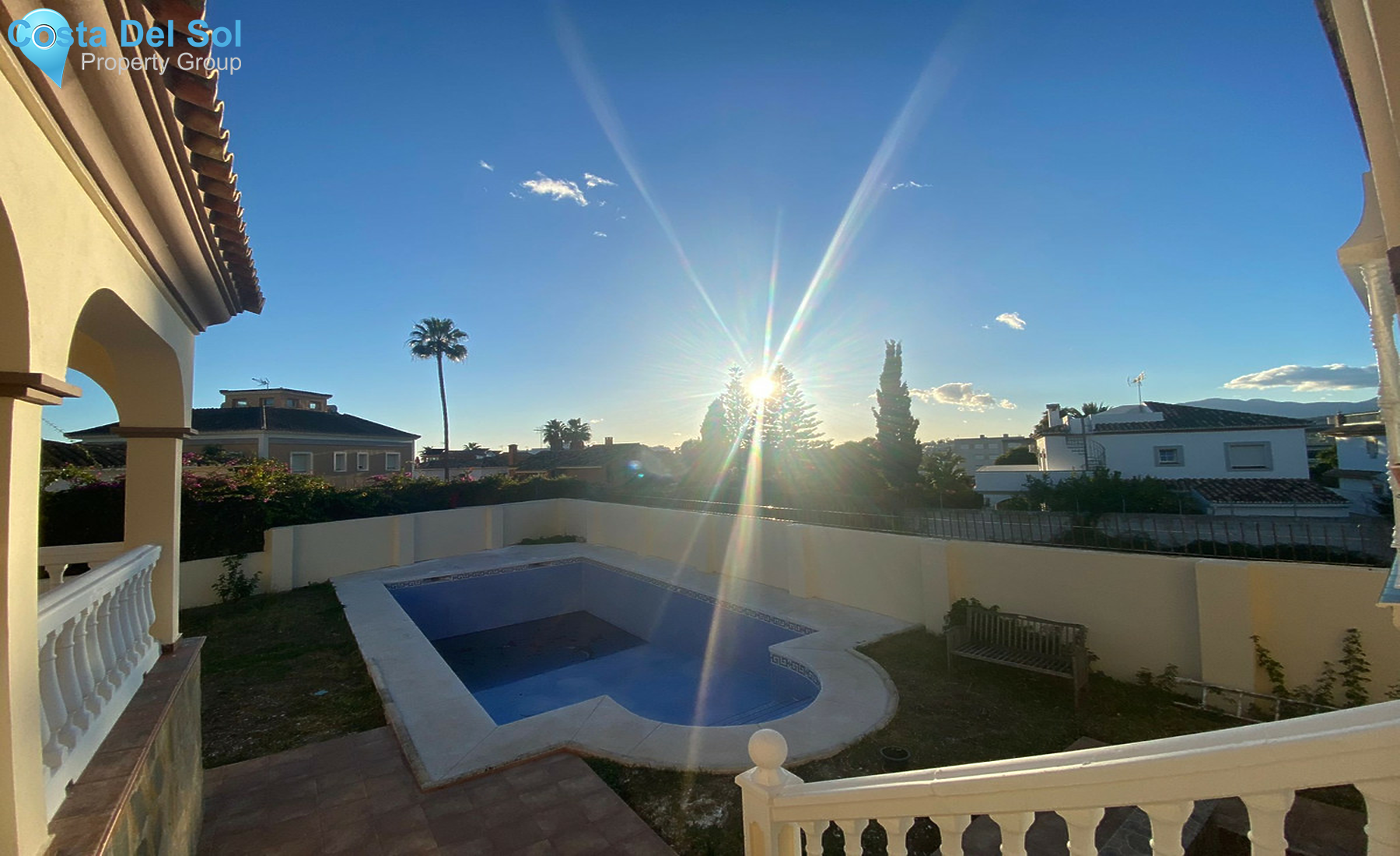 Detached Villa in San Pedro de Alcántara-695322