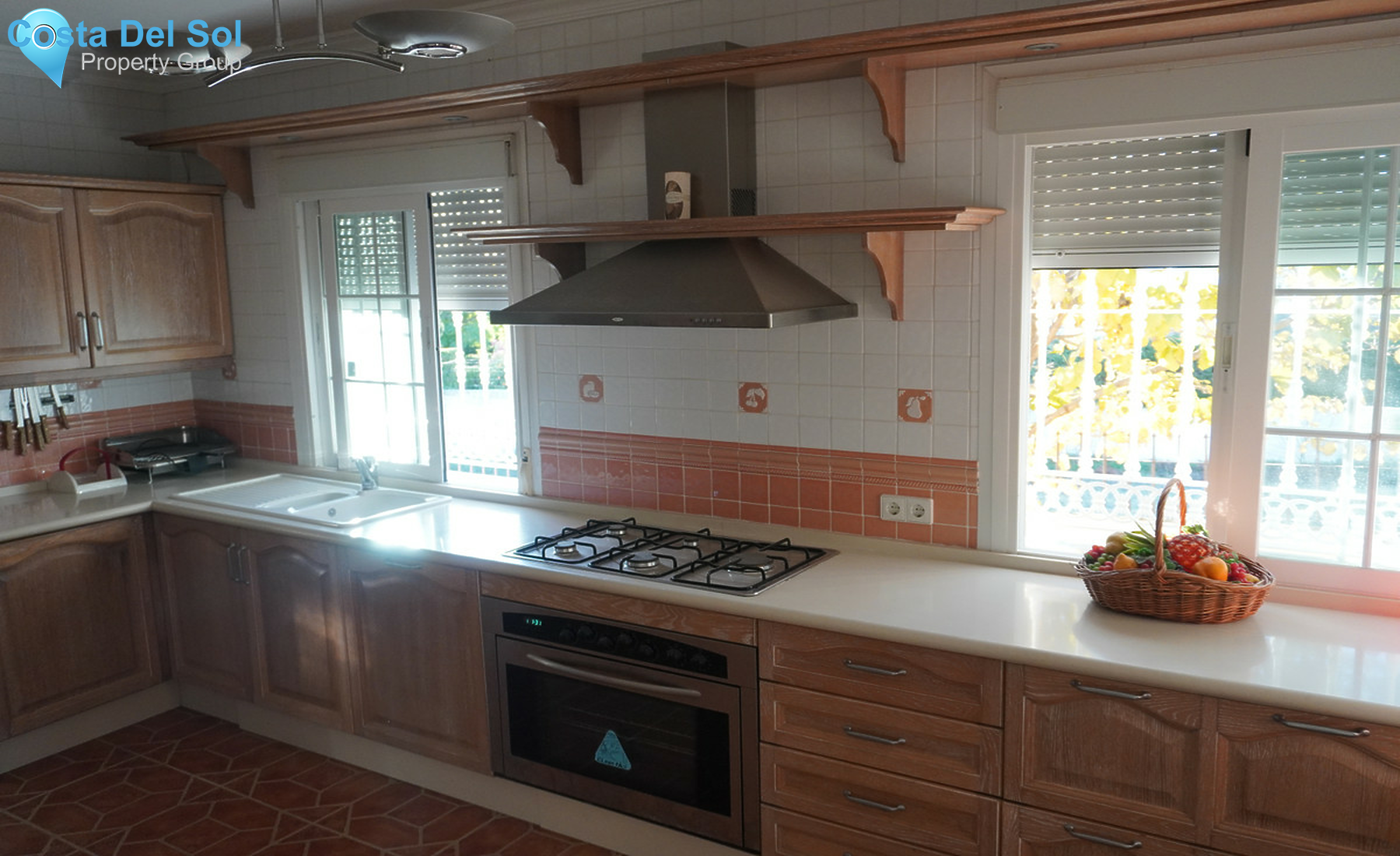 Detached Villa in San Pedro de Alcántara-695307