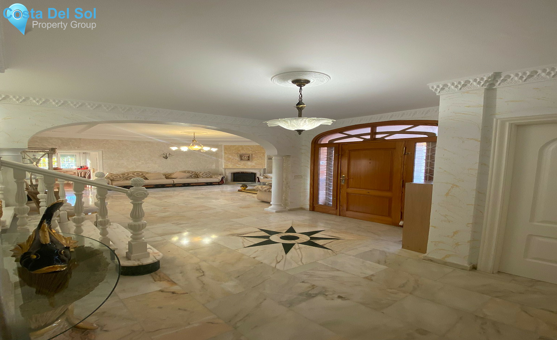 Detached Villa in San Pedro de Alcántara-695309