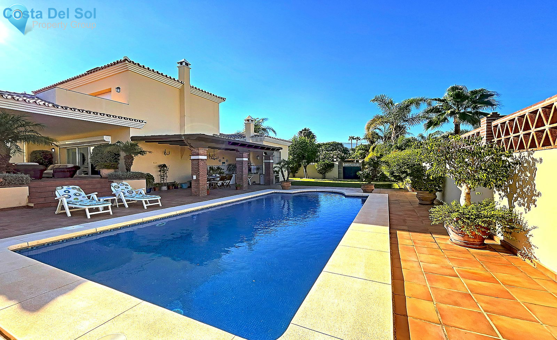 Detached Villa in San Pedro de Alcántara-1426566