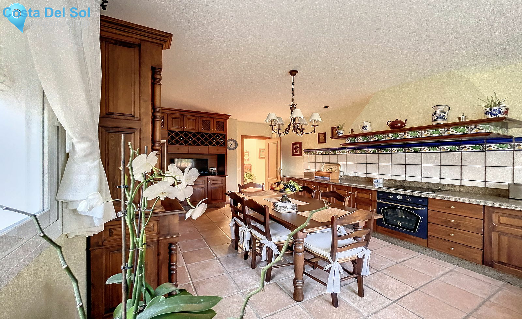 Detached Villa in San Pedro de Alcántara-1426570