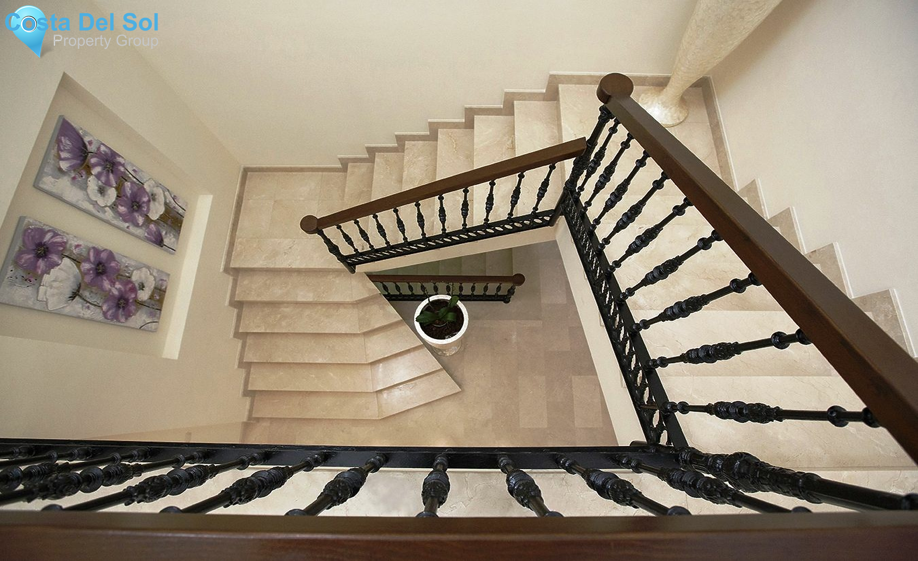 Detached Villa in Selwo-1211579