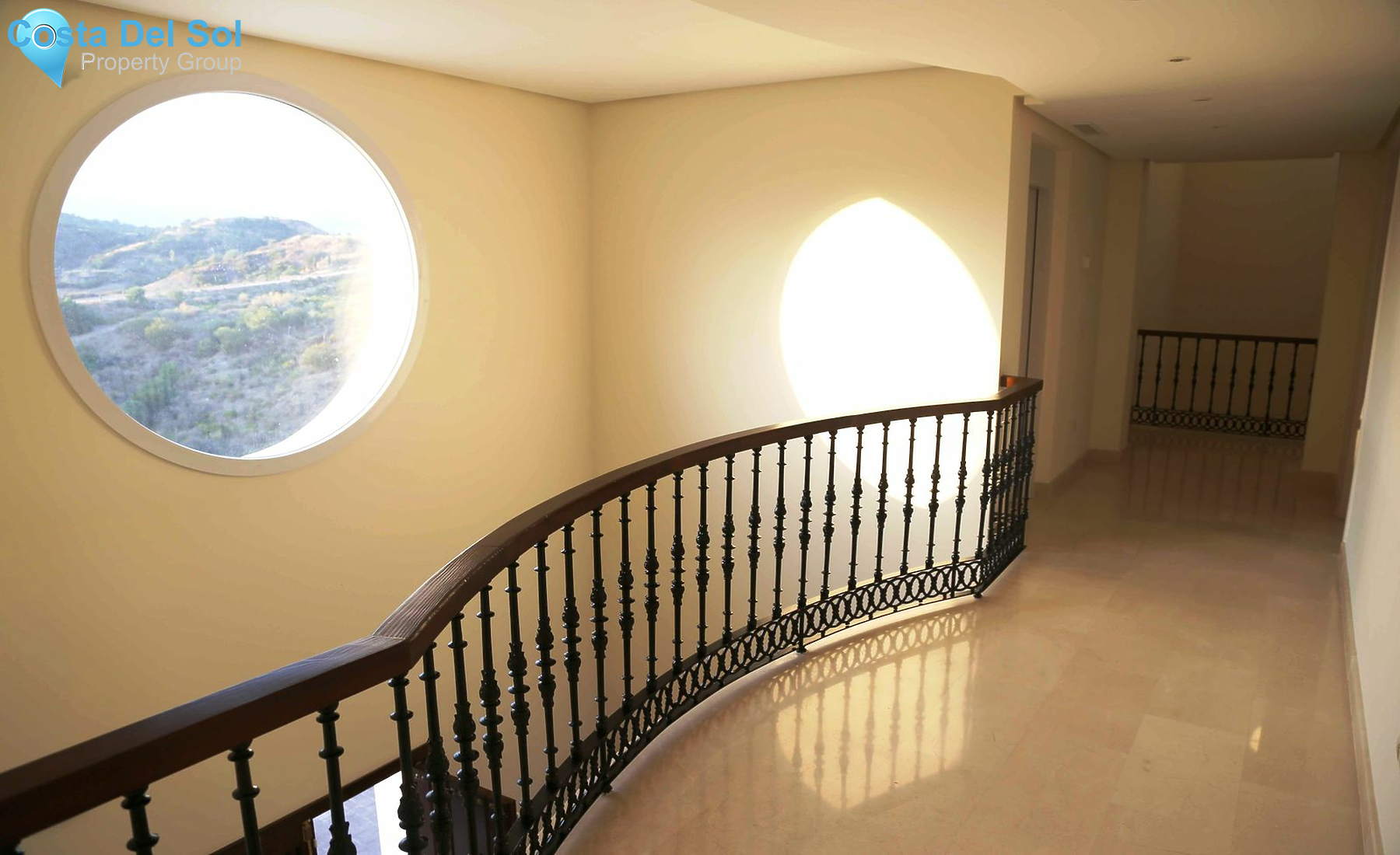 Detached Villa in Selwo-1211580