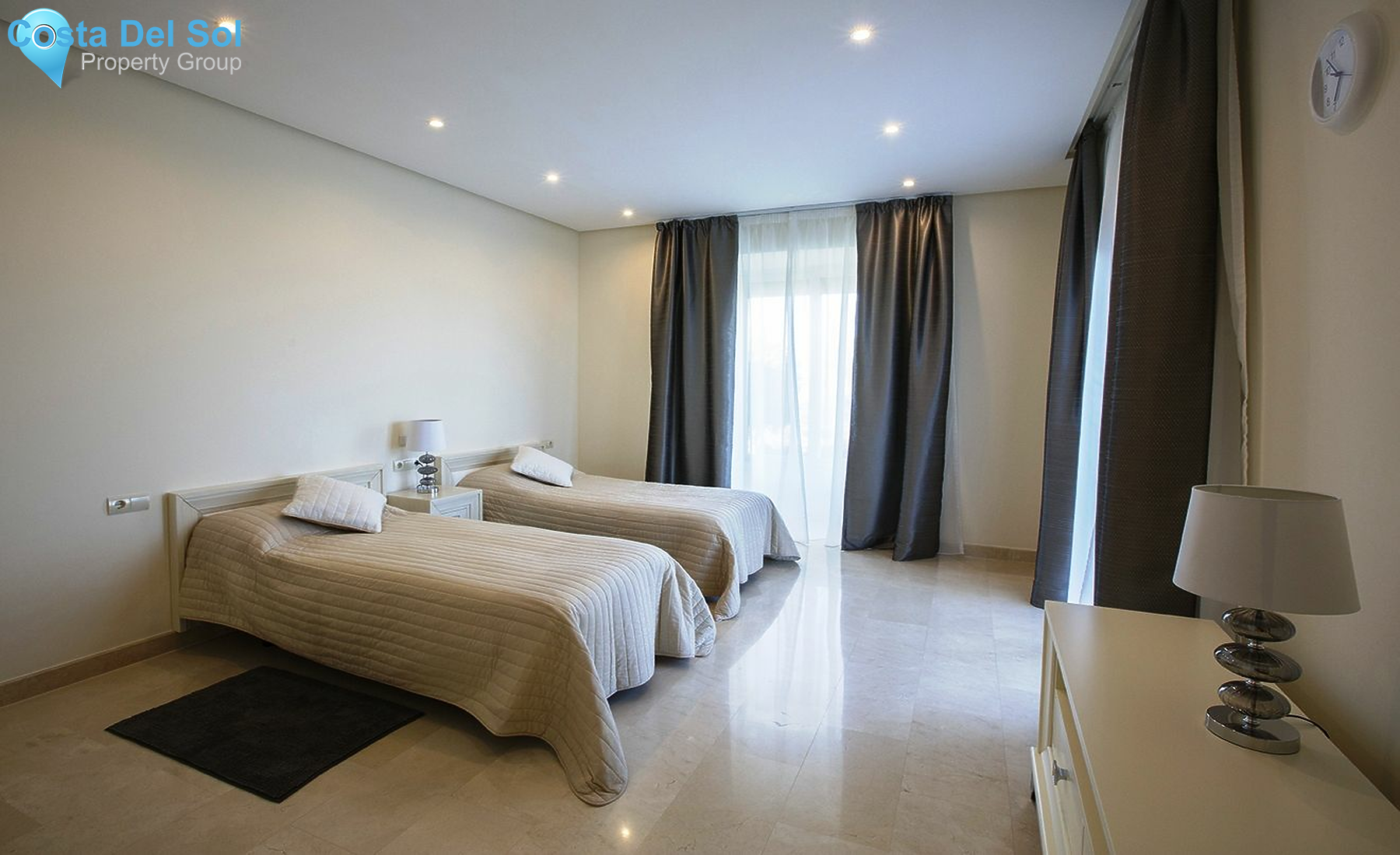 Detached Villa in Selwo-1211581