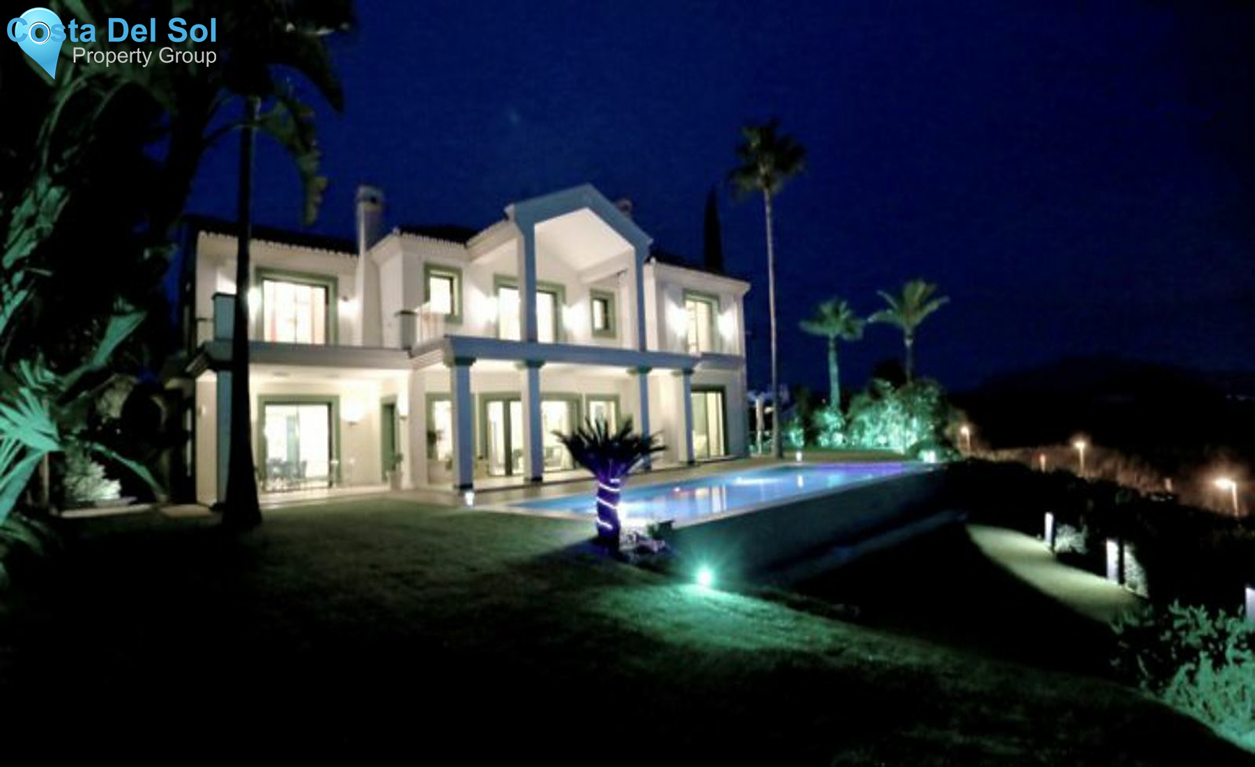 Detached Villa in Selwo