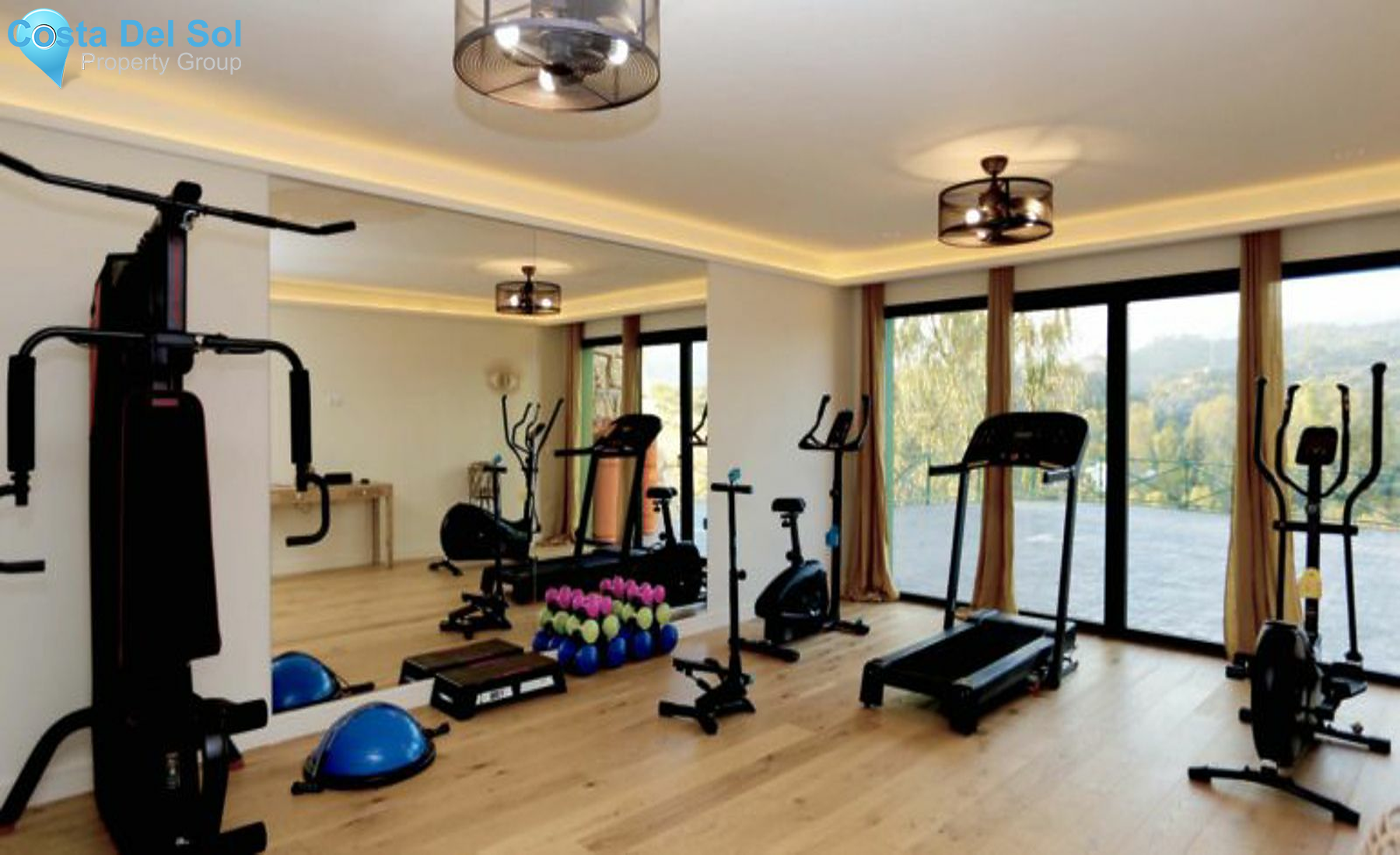 Detached Villa in Selwo-1450067