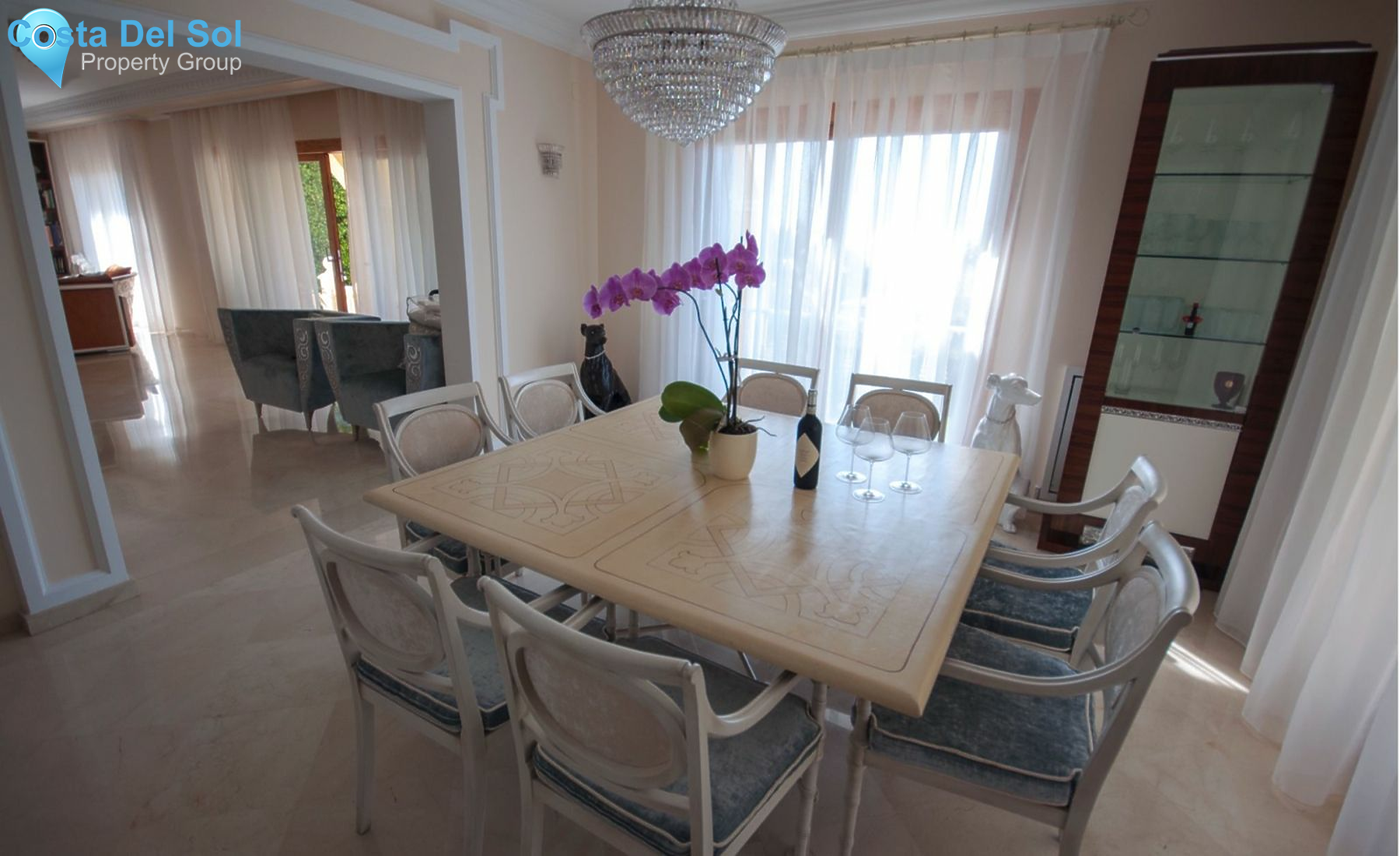 Detached Villa in Sierra Blanca-1126924