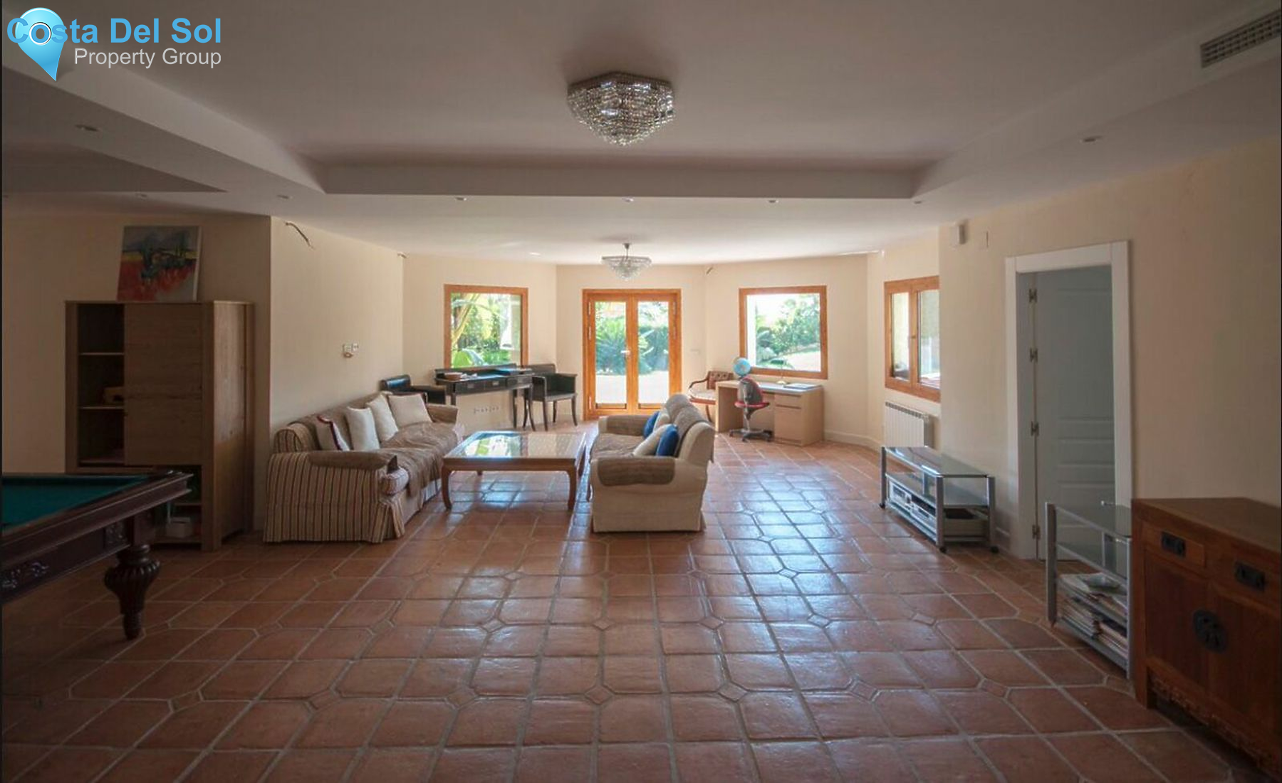 Detached Villa in Sierra Blanca-1126922