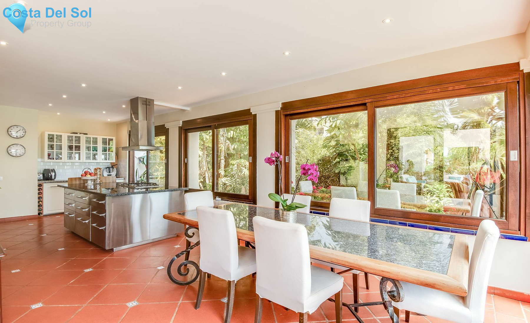 Detached Villa in Sierra Blanca-1431069