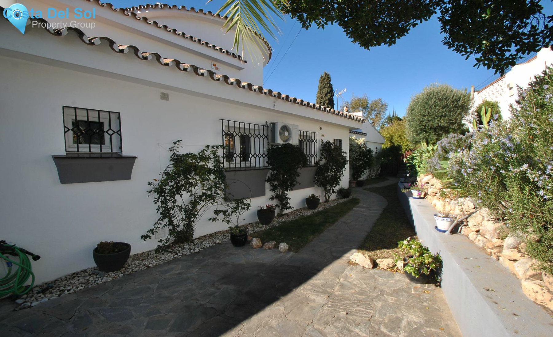 Detached Villa in Sierrezuela-1141088