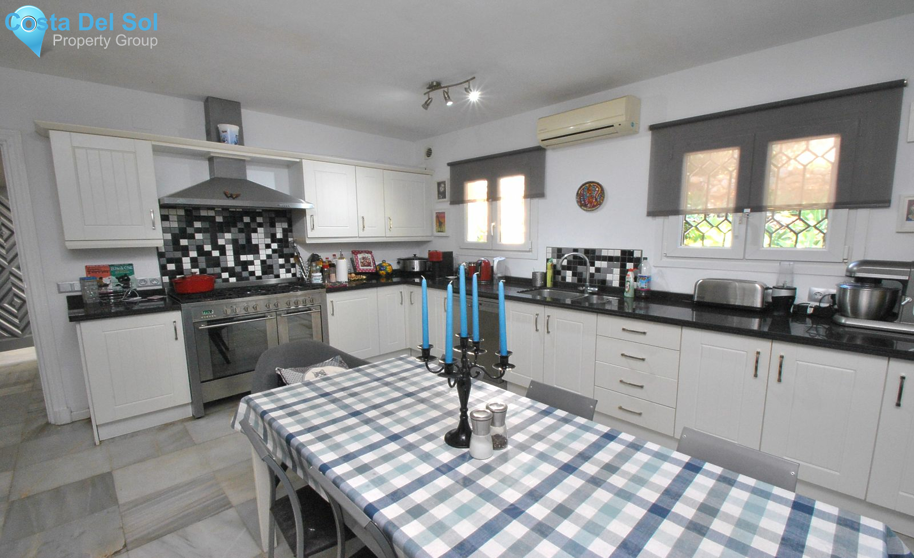 Detached Villa in Sierrezuela-1141094