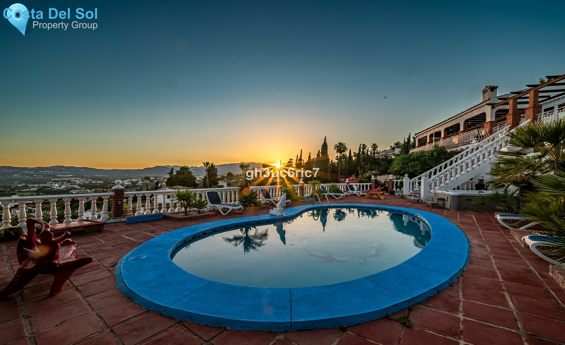 Detached Villa in Mijas Costa-1162945