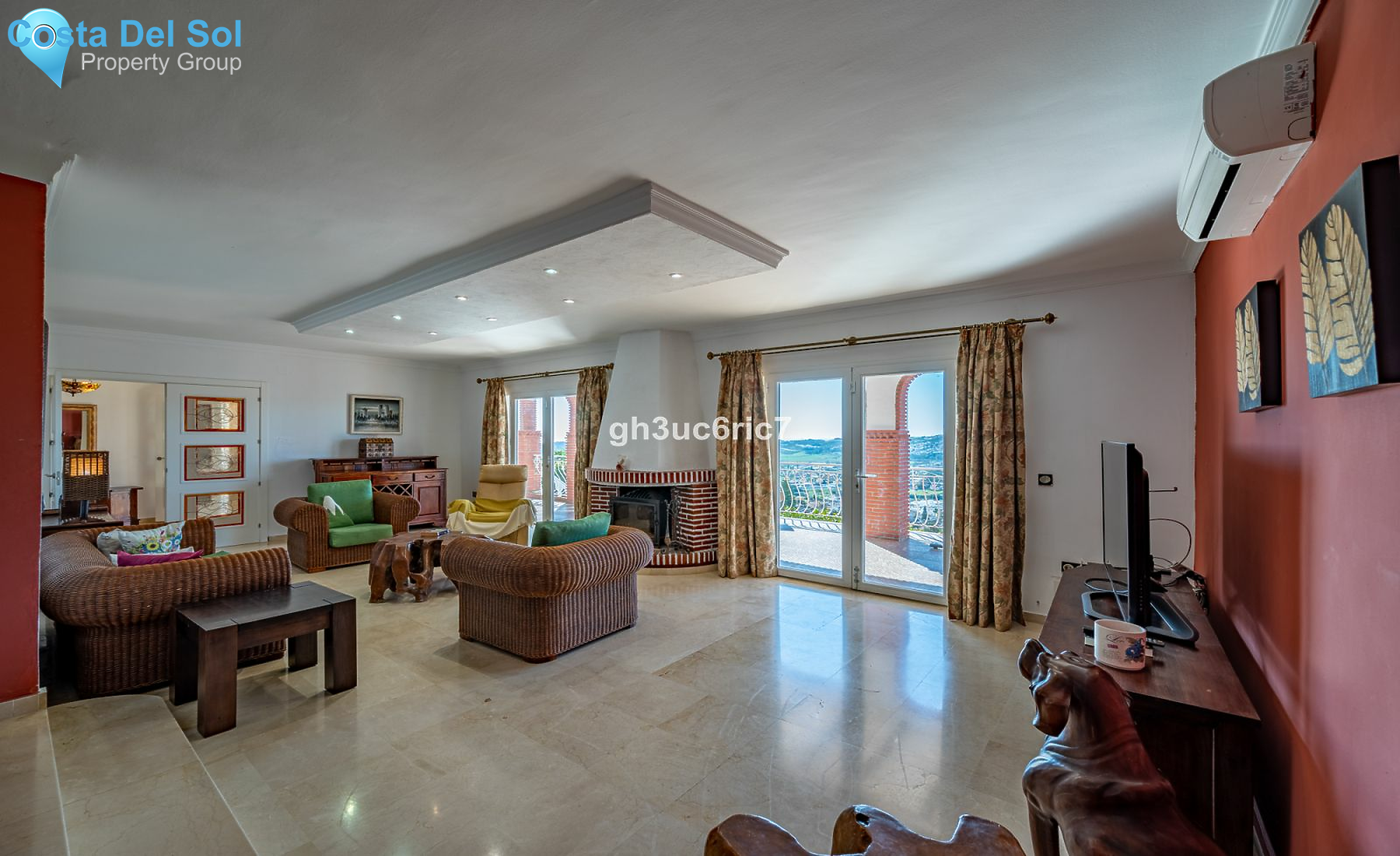 Detached Villa in Mijas Costa-1162957
