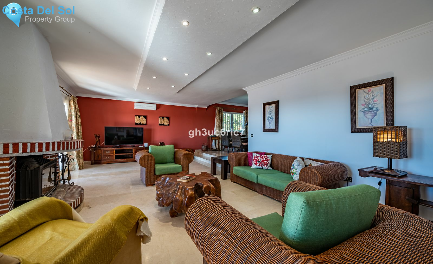 Detached Villa in Mijas Costa-1162959