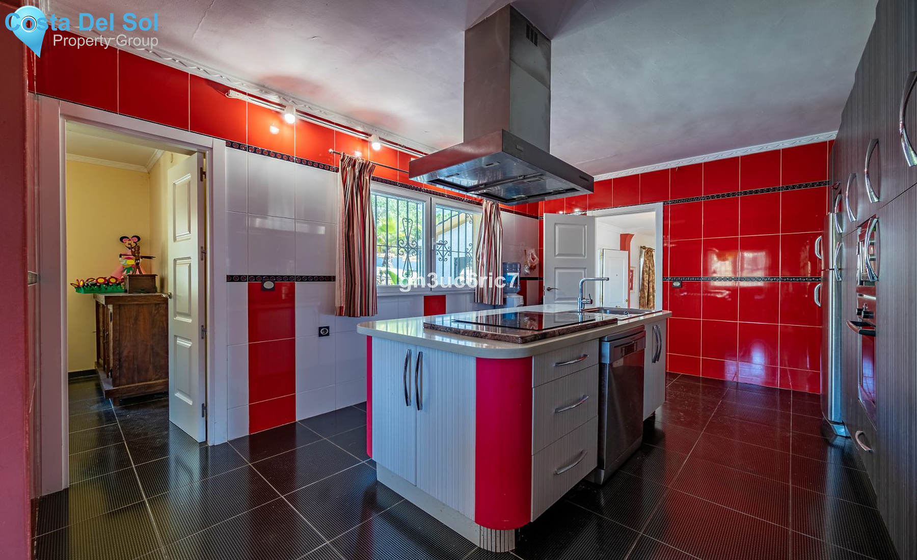 Detached Villa in Mijas Costa-1162953