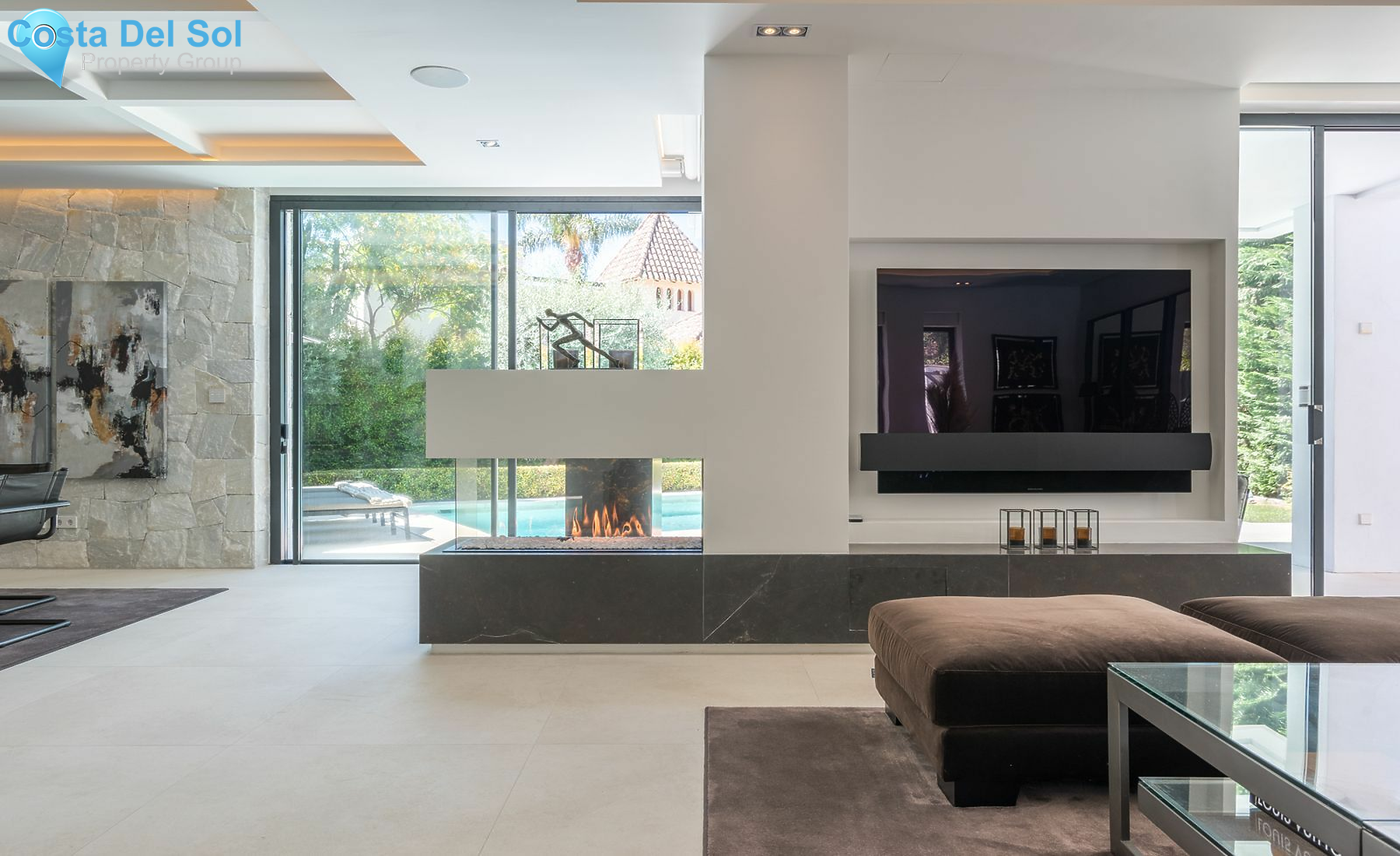 Detached Villa in The Golden Mile-1126661