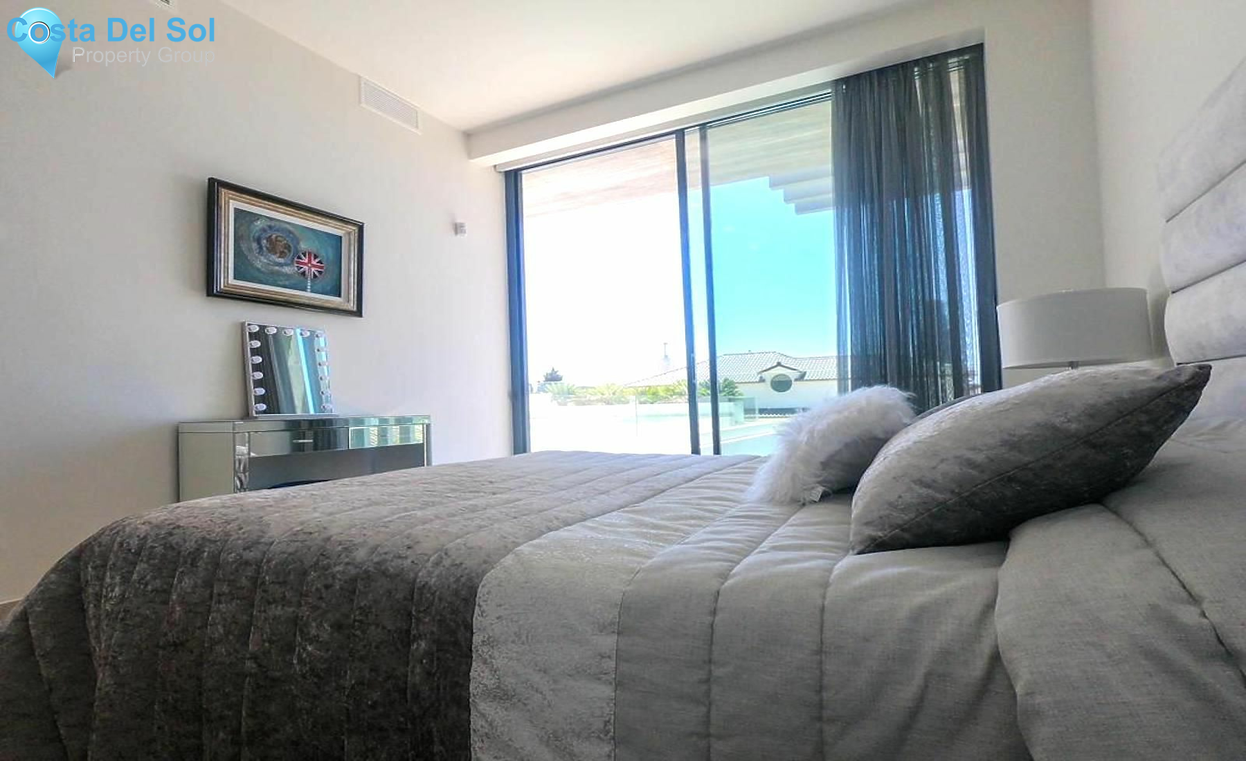 Detached Villa in The Golden Mile-1162020