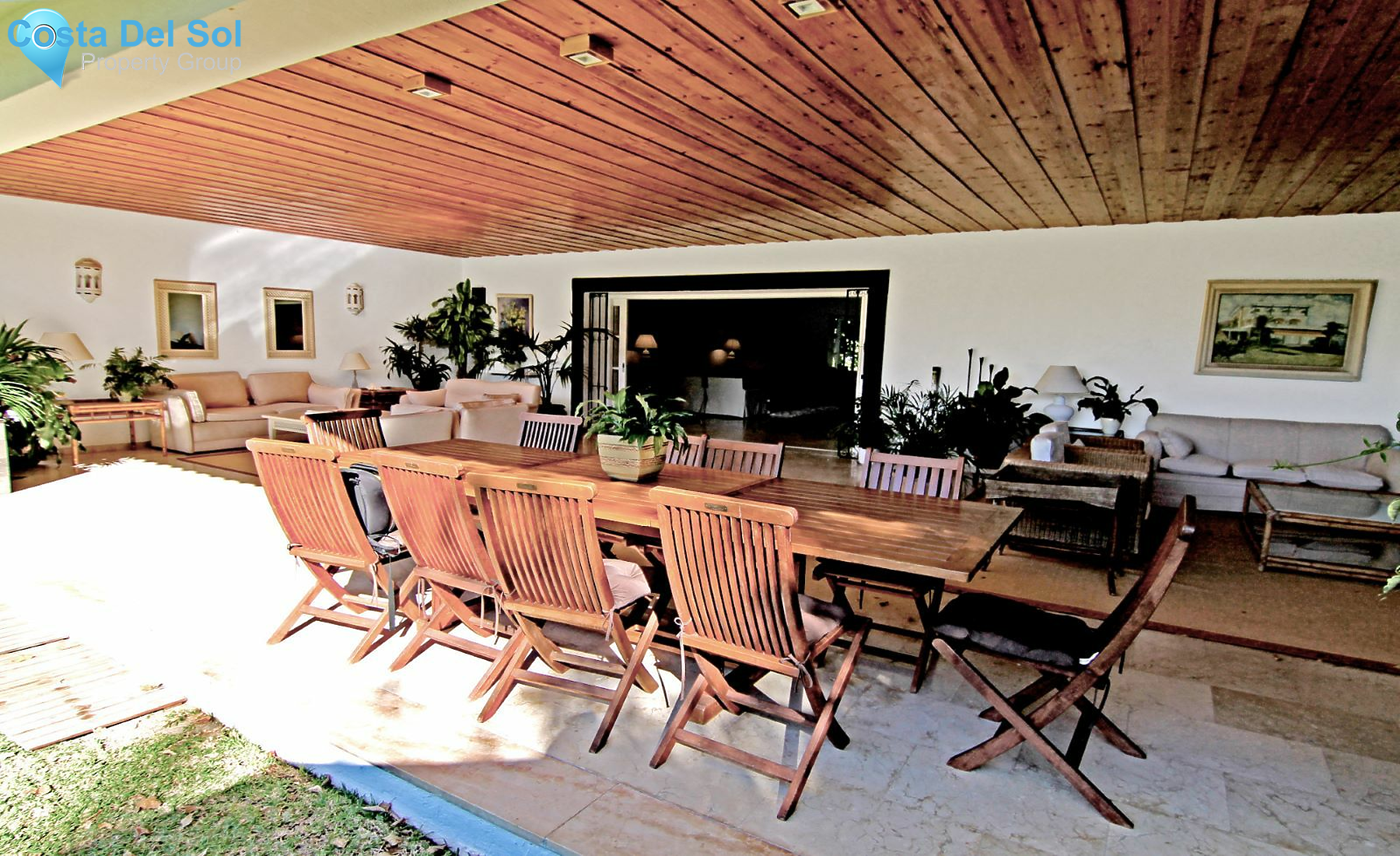 Detached Villa in The Golden Mile-1214176