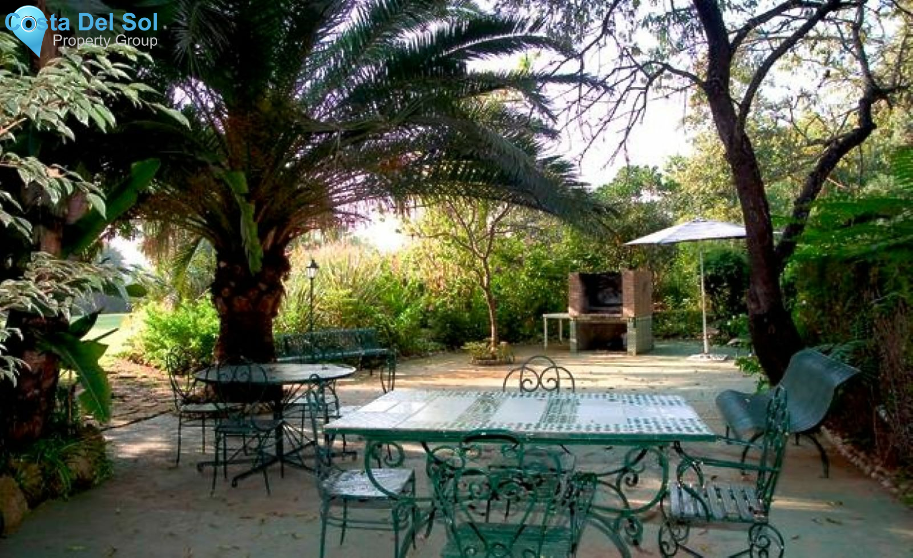 Detached Villa in The Golden Mile-1214177