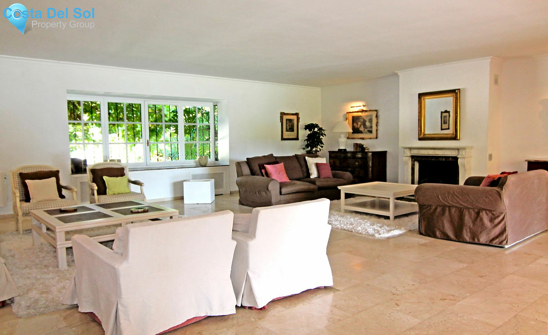 Detached Villa in The Golden Mile-1214170