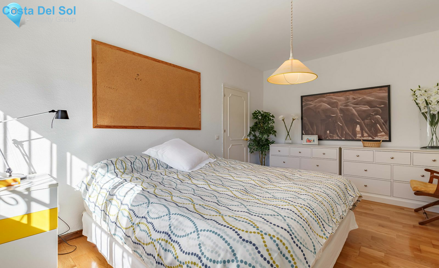 Detached Villa in The Golden Mile-1214349