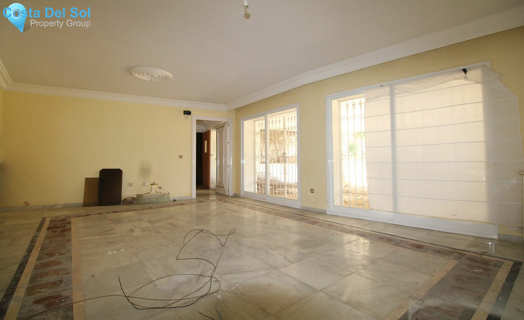 Detached Villa in The Golden Mile-1389072