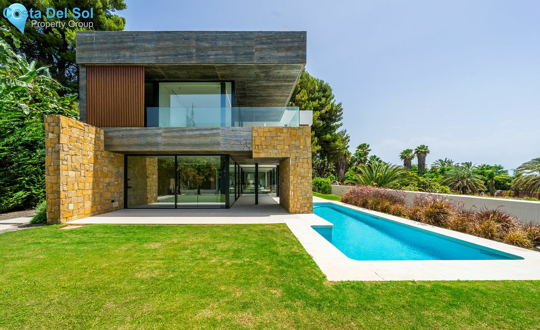 Detached Villa in The Golden Mile