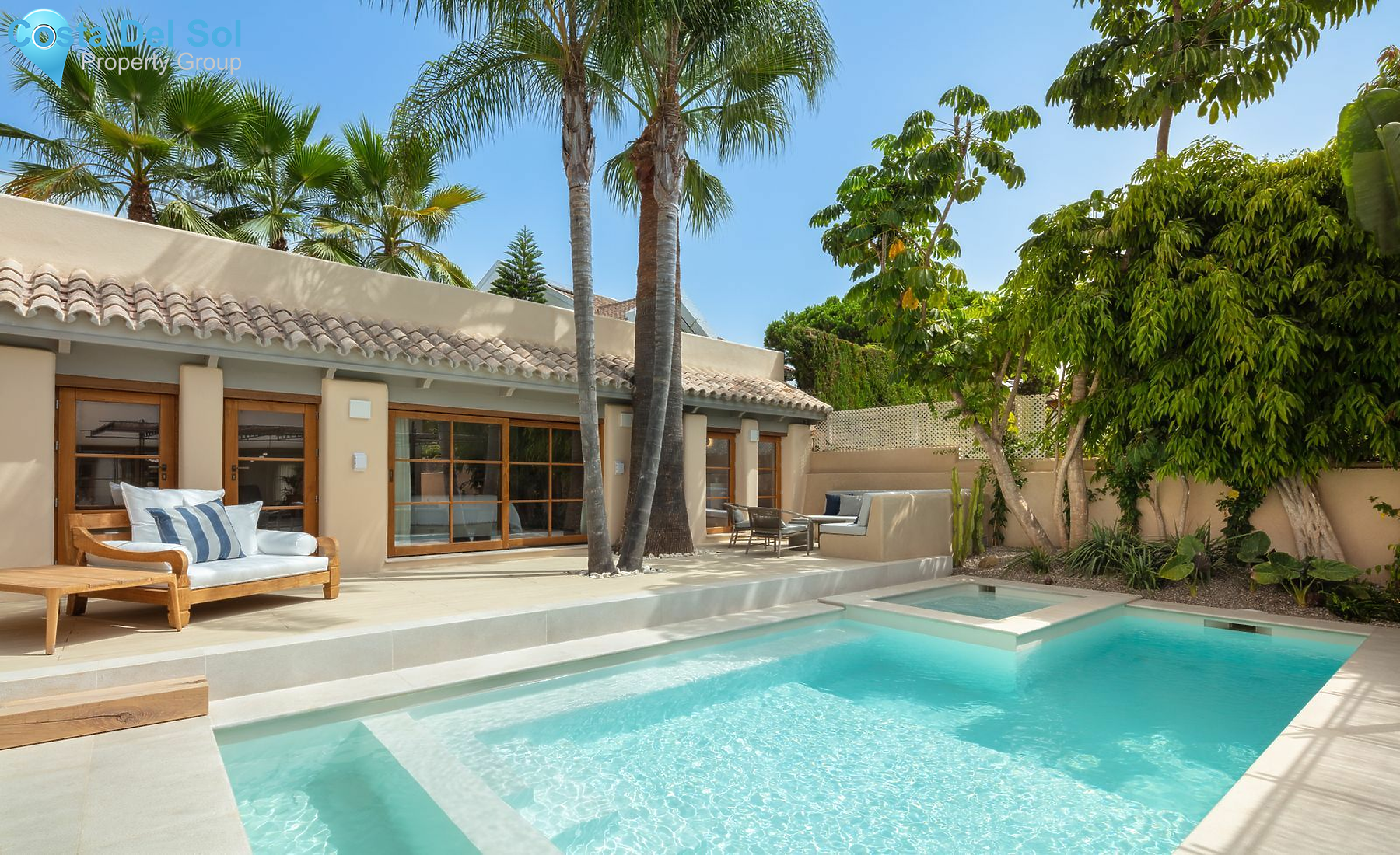 Detached Villa in The Golden Mile-1444119