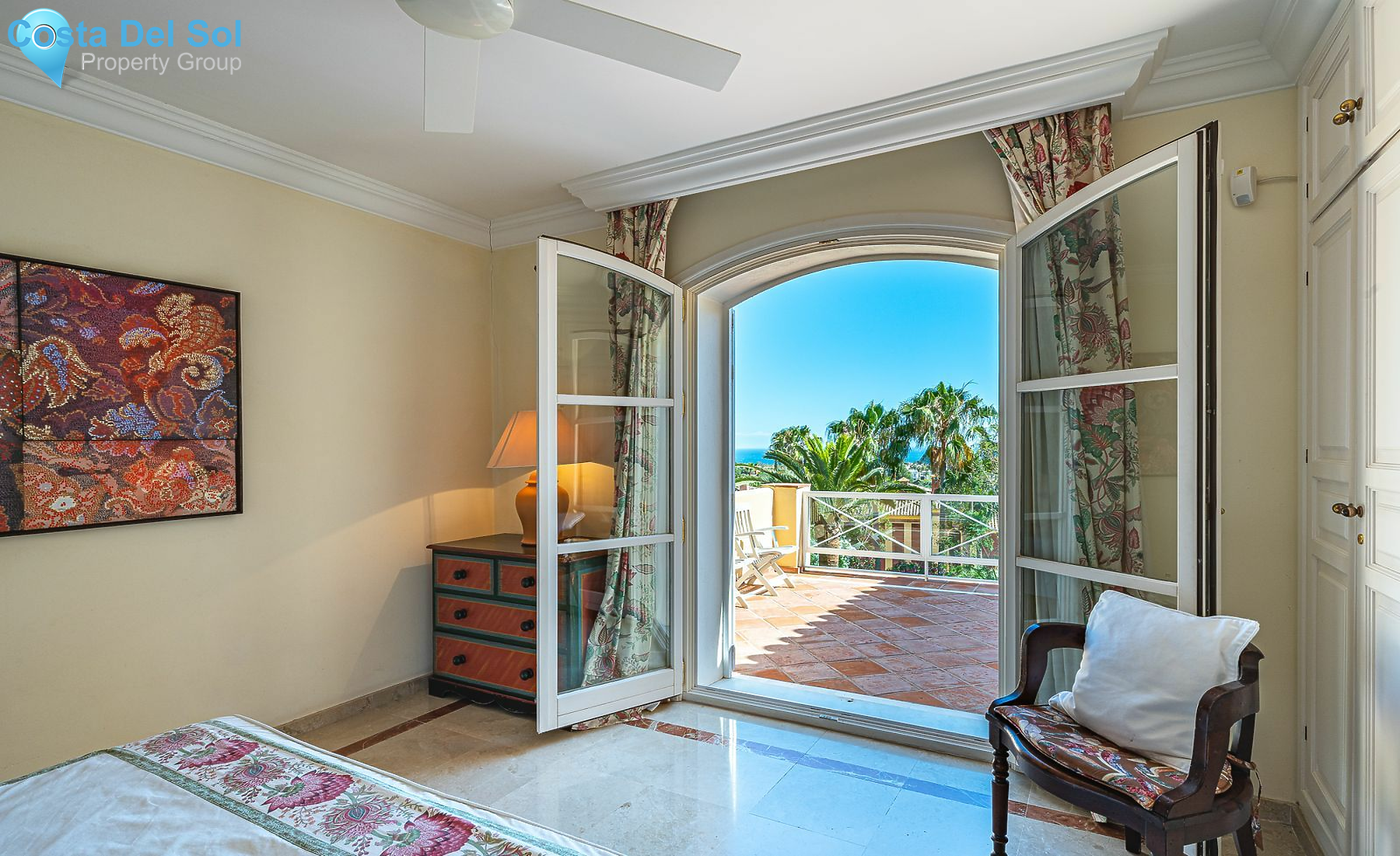 Detached Villa in The Golden Mile-1490311