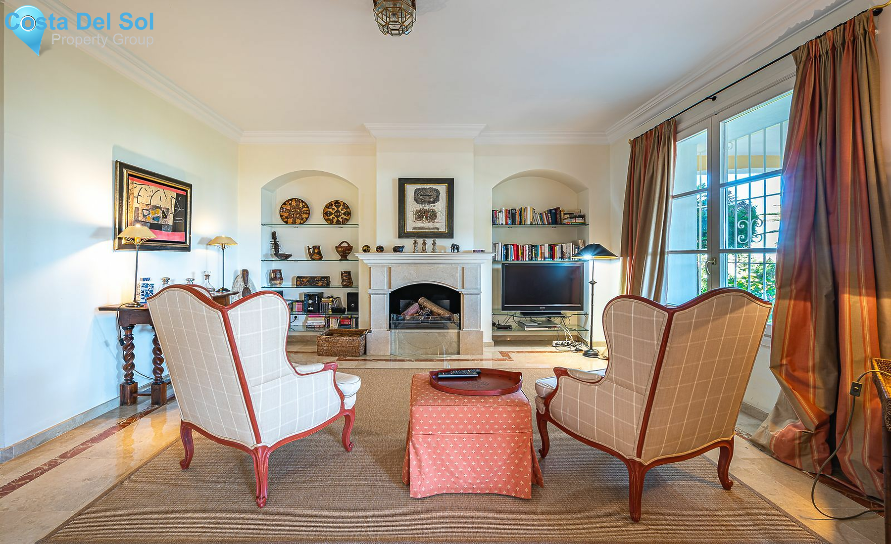 Detached Villa in The Golden Mile-1490303