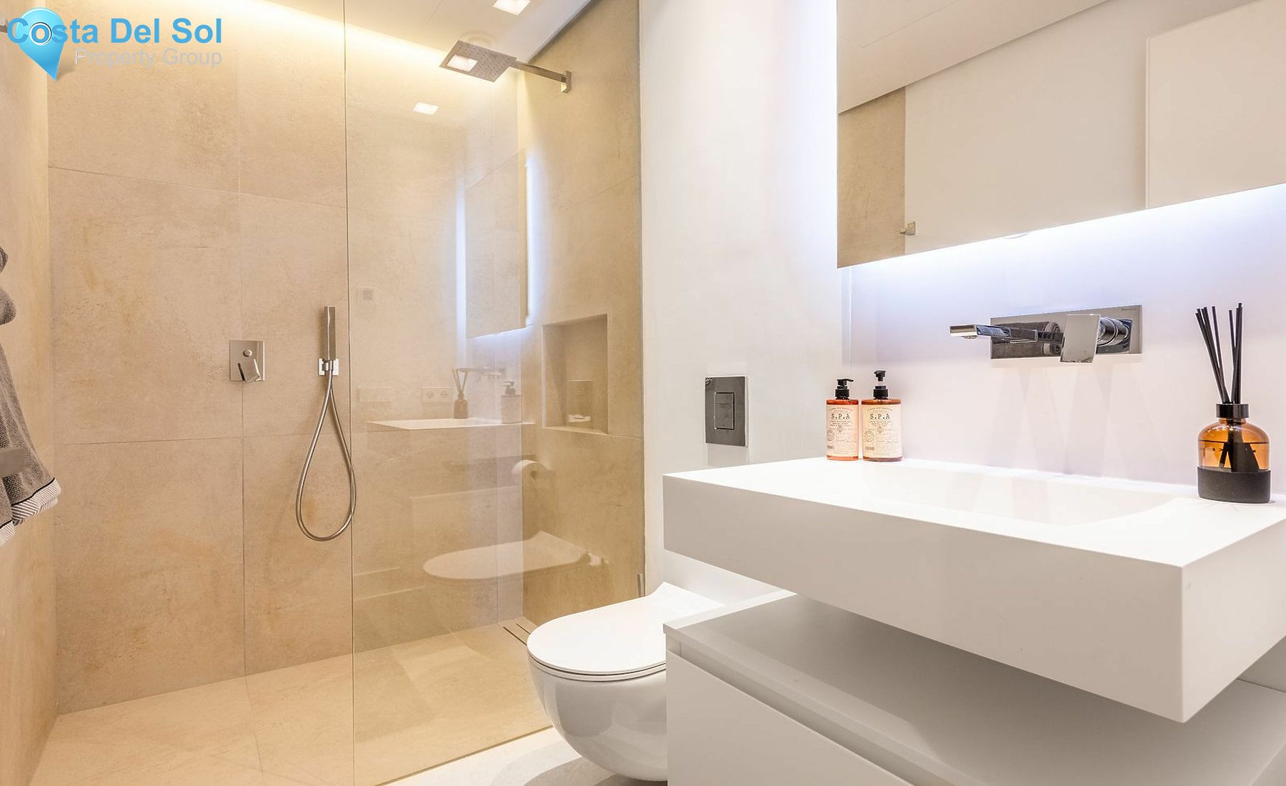 Detached Villa in The Golden Mile-1512719