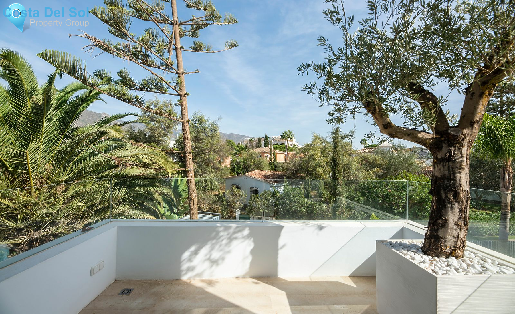 Detached Villa in The Golden Mile-1514606