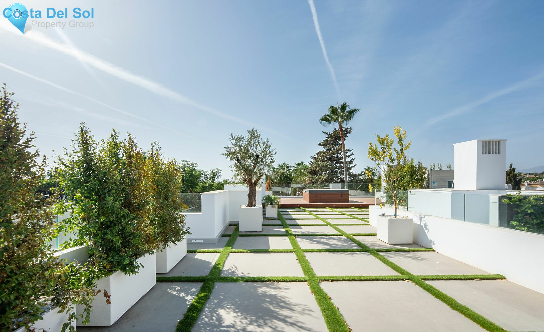 Detached Villa in The Golden Mile-1514608