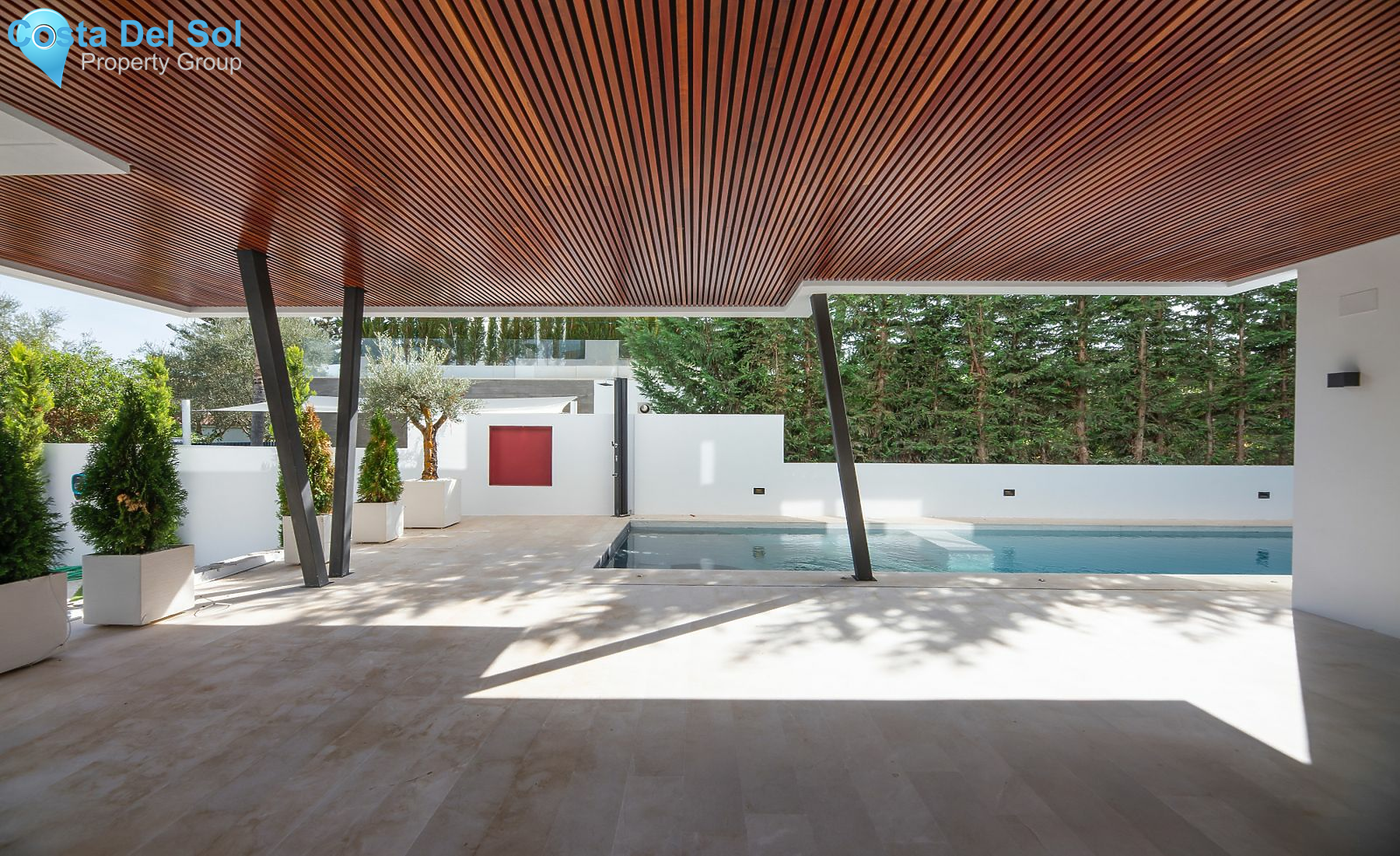 Detached Villa in The Golden Mile-1514609