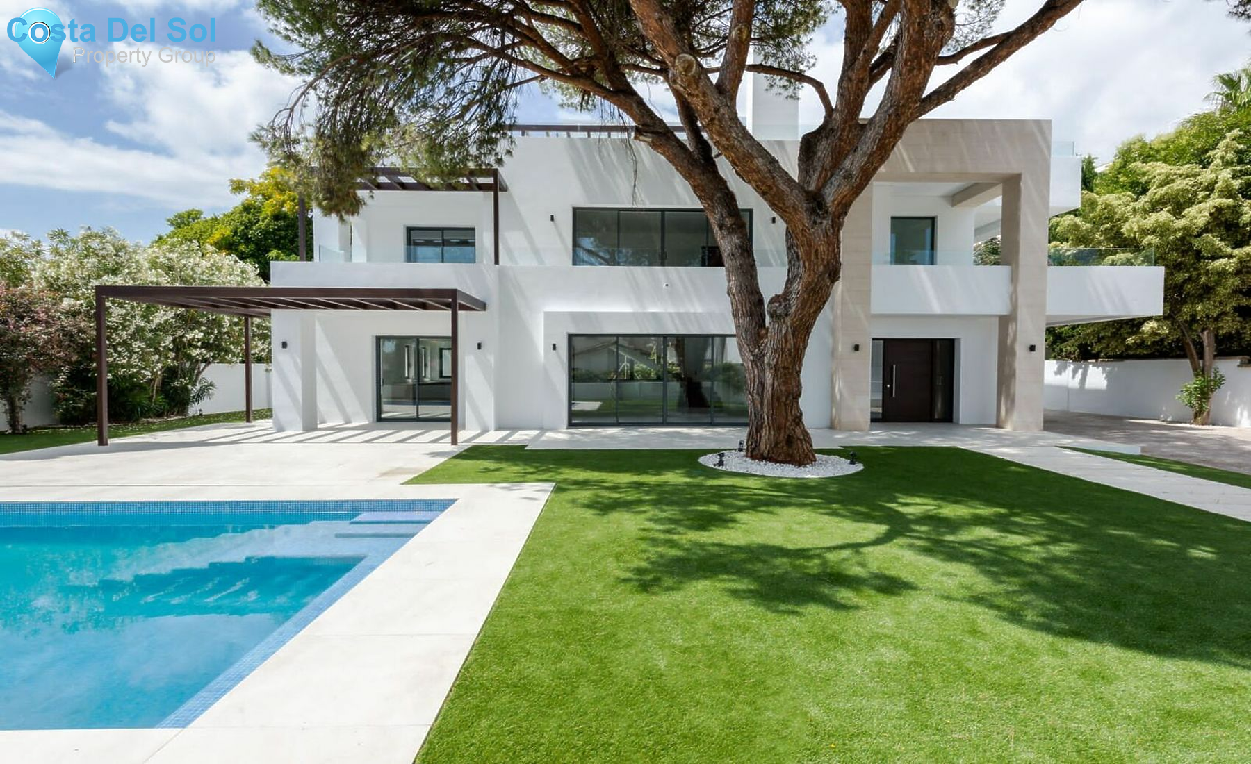 Detached Villa in The Golden Mile