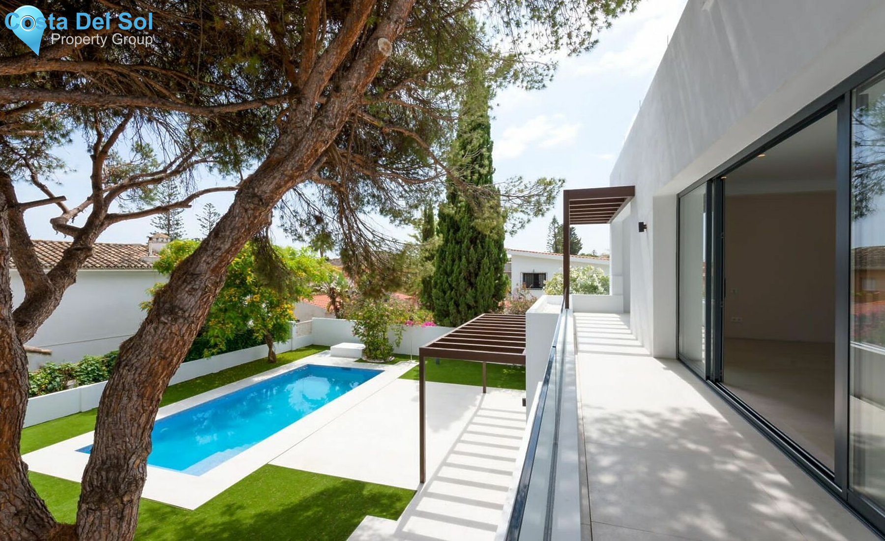 Detached Villa in The Golden Mile-1519535