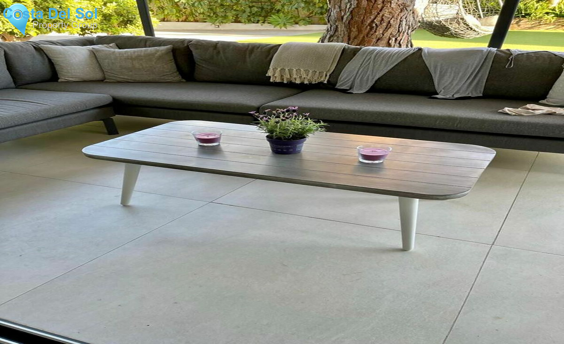 Detached Villa in The Golden Mile-1519550