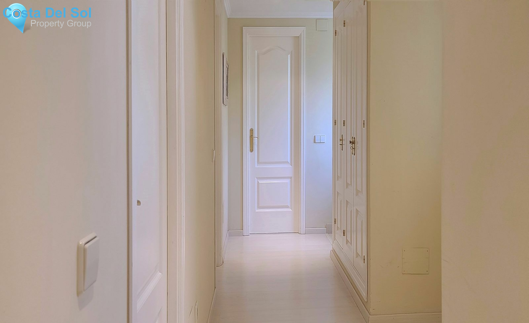 Detached Villa in The Golden Mile-1552199