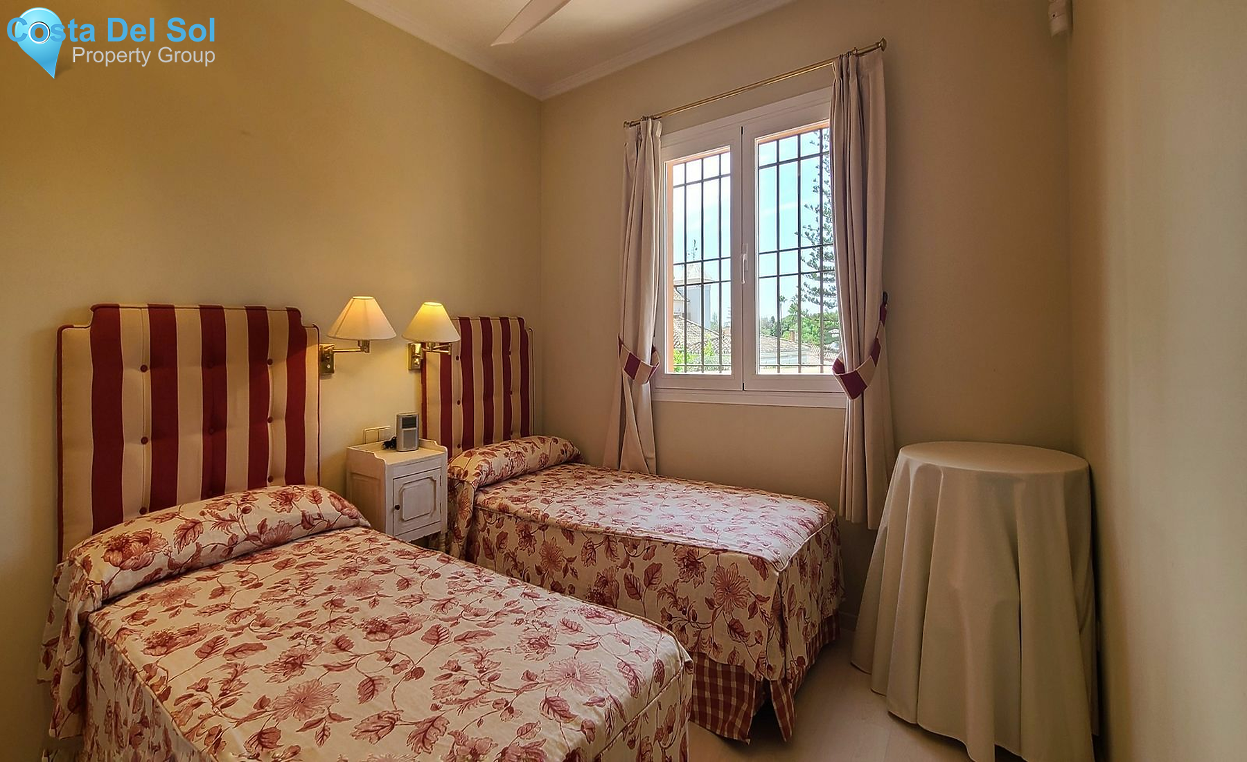 Detached Villa in The Golden Mile-1552200