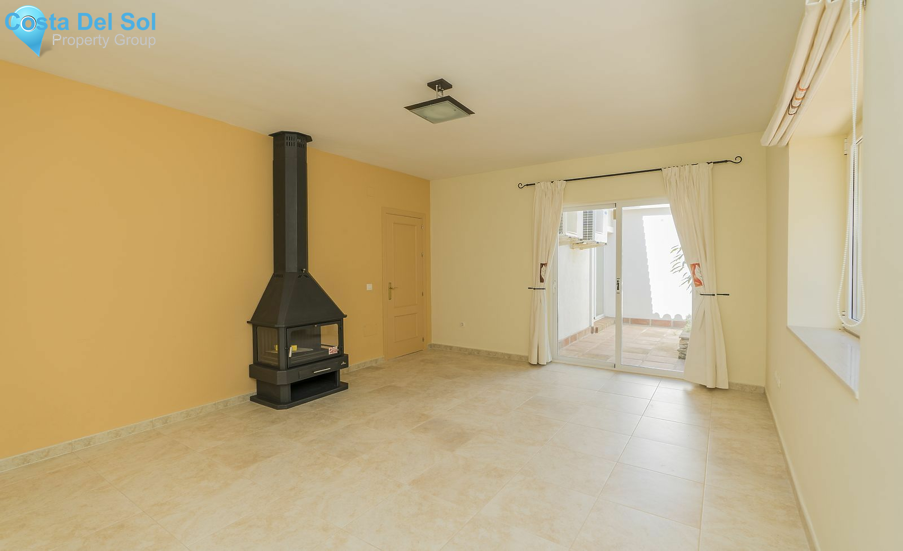 Detached Villa in Valtocado-1485015