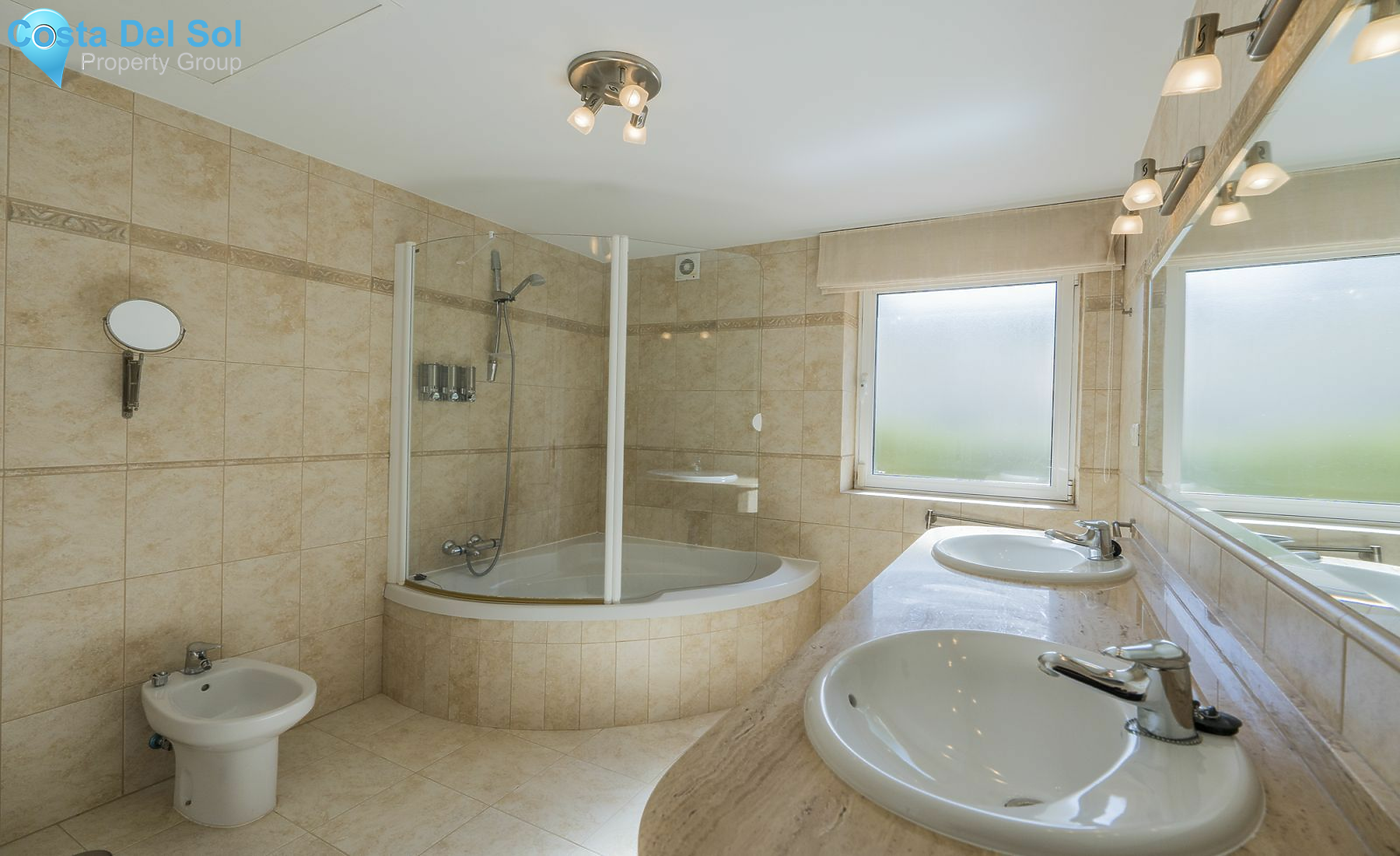 Detached Villa in Valtocado-1485010