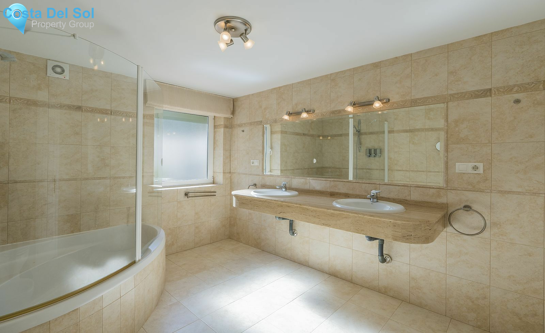 Detached Villa in Valtocado-1485011