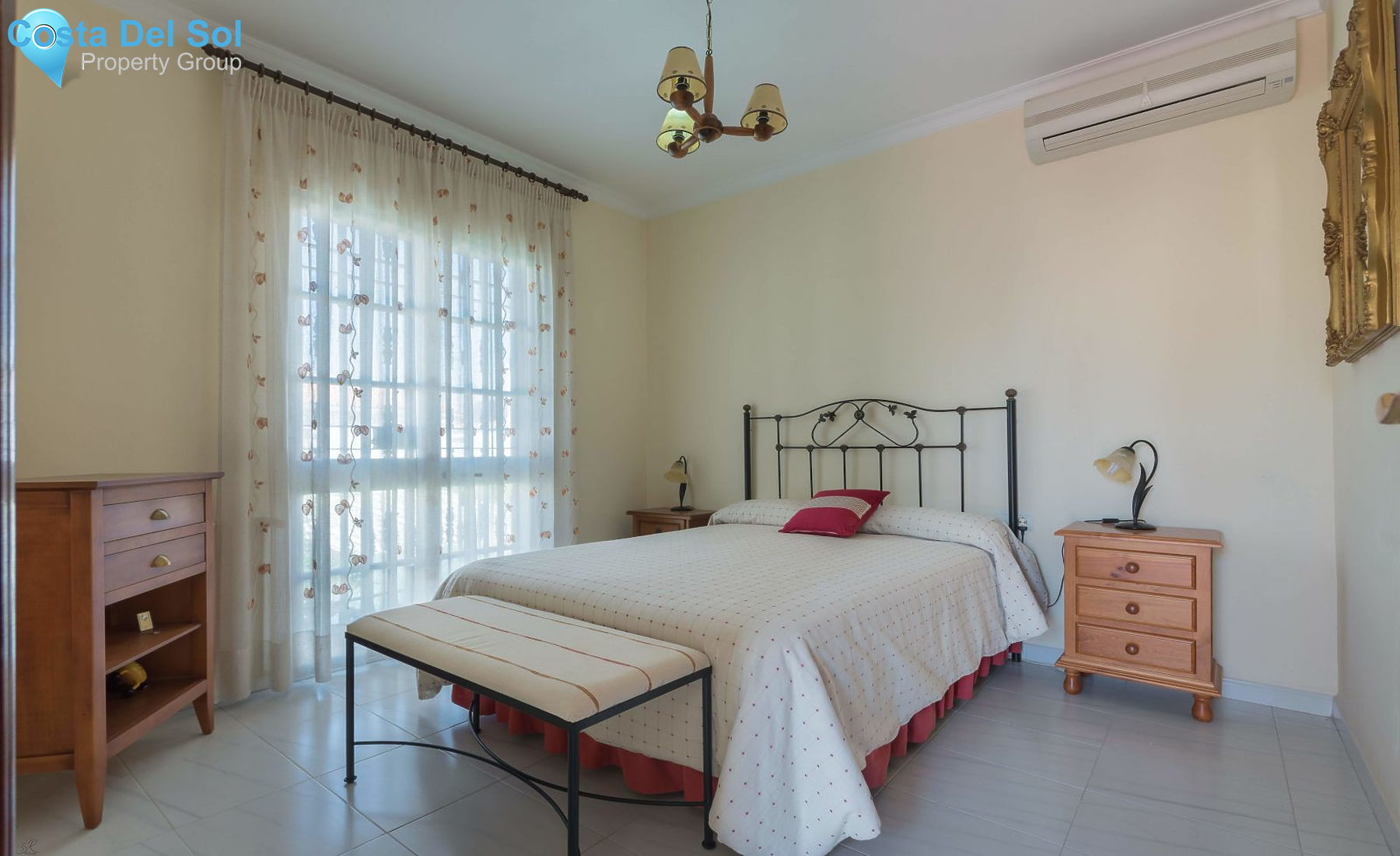 Detached Villa in Vélez-Málaga-1401024