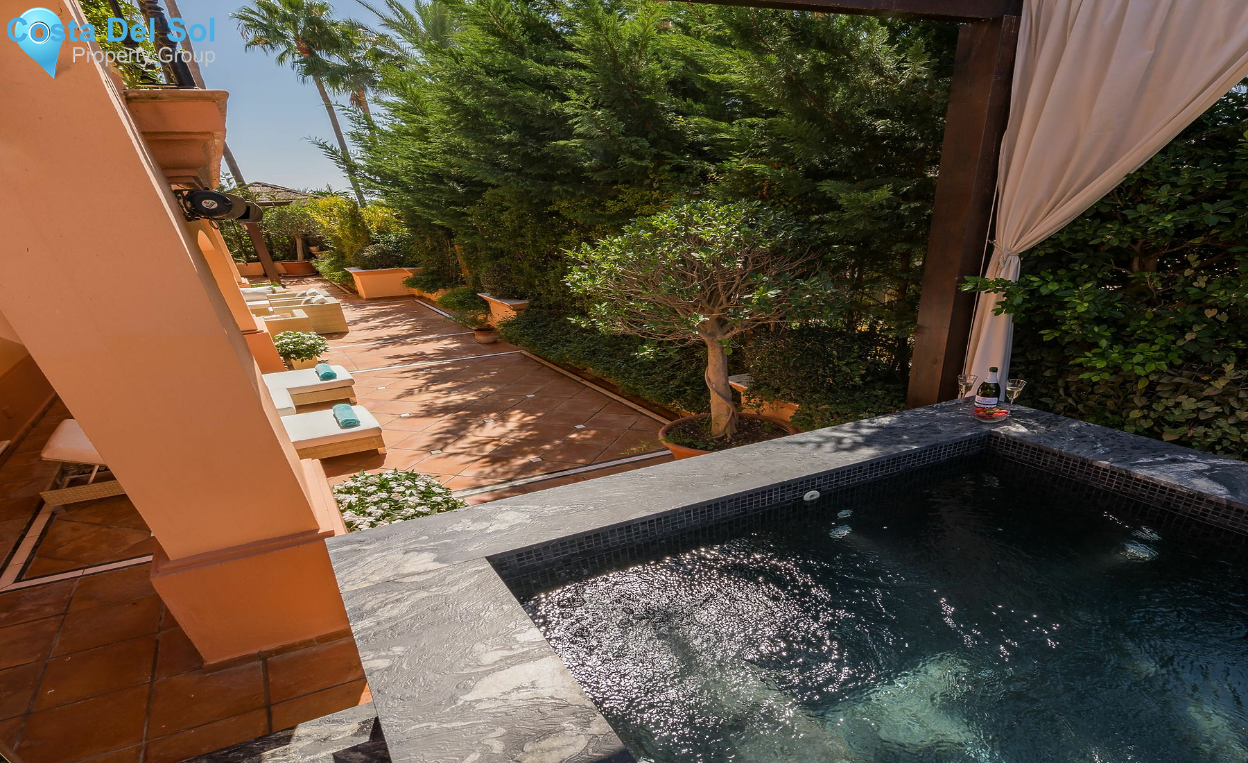 Duplex in Puerto Banús-1488565