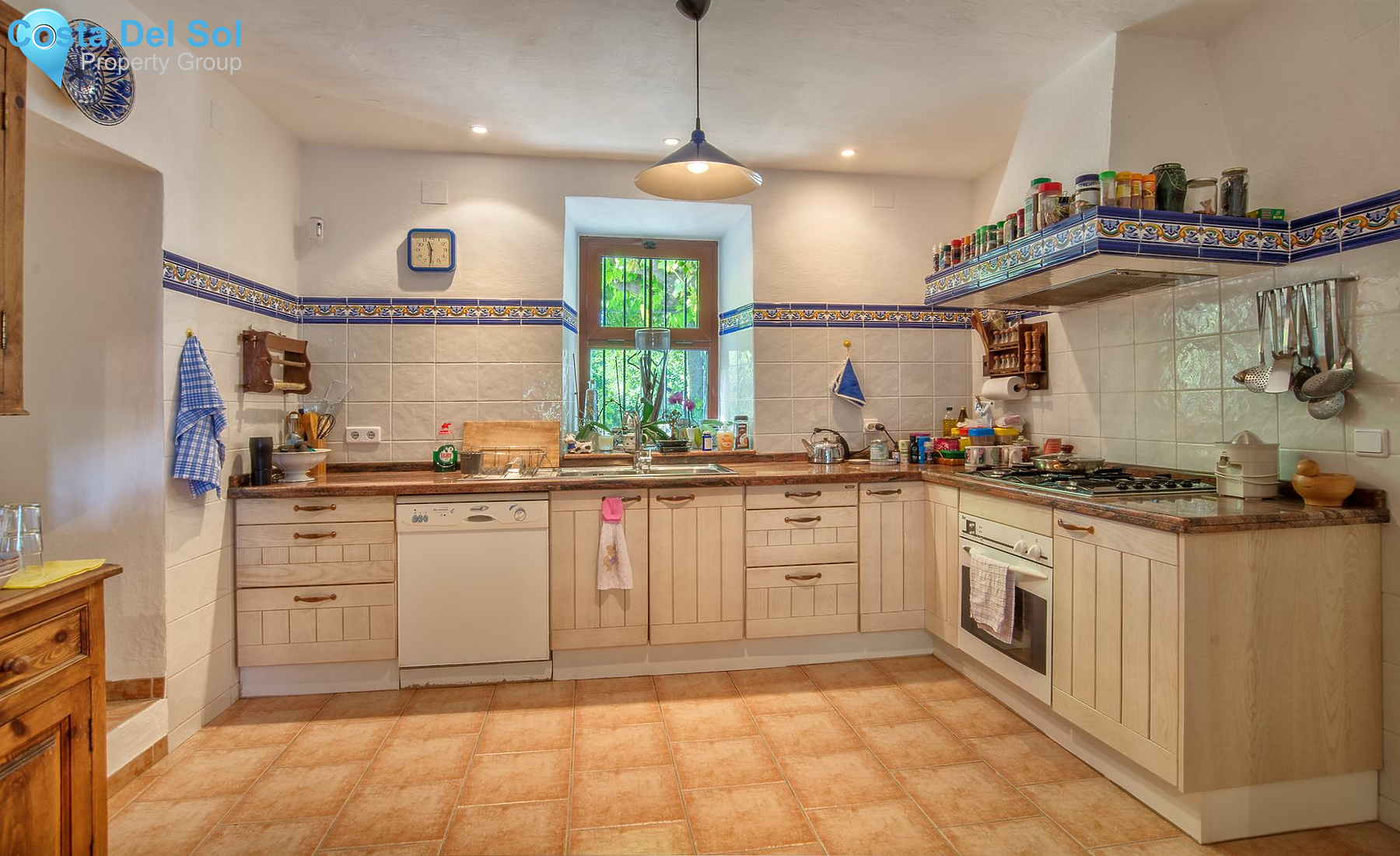 Finca - Cortijo in Alhaurín de la Torre-1213974