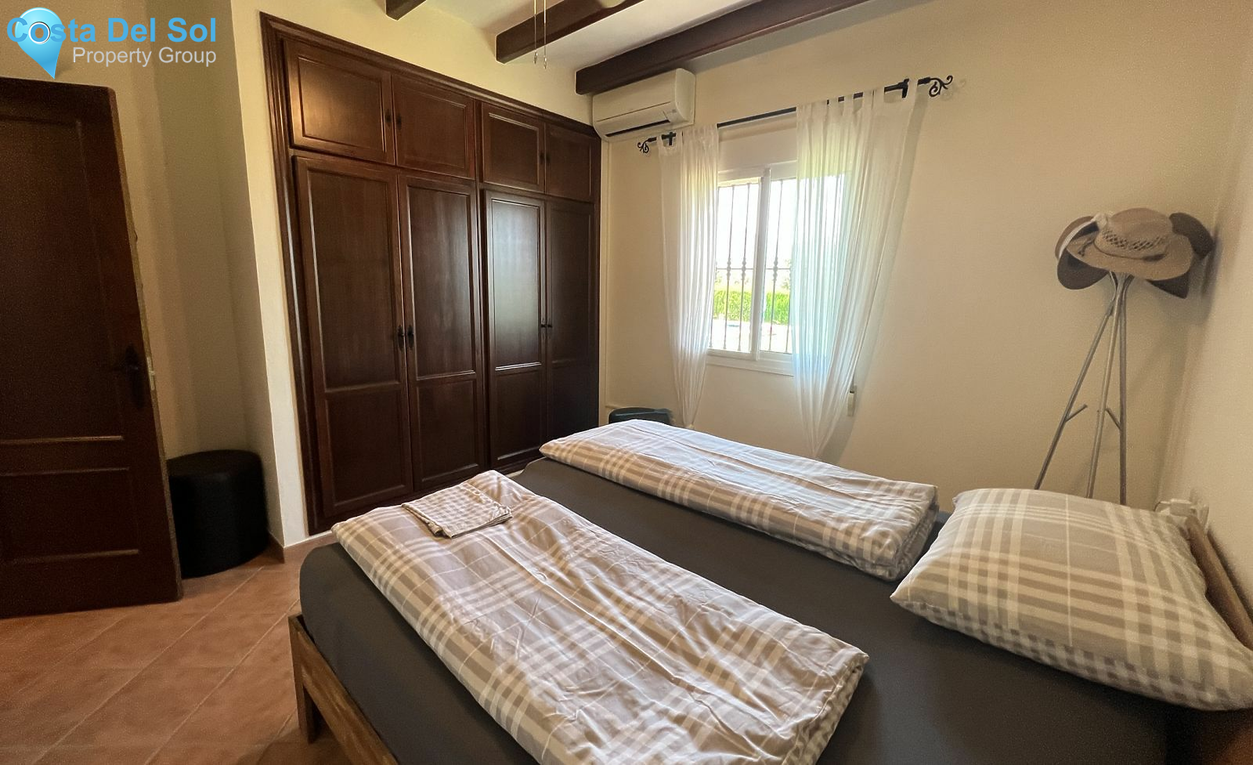 Finca - Cortijo in Alhaurín de la Torre-1423413