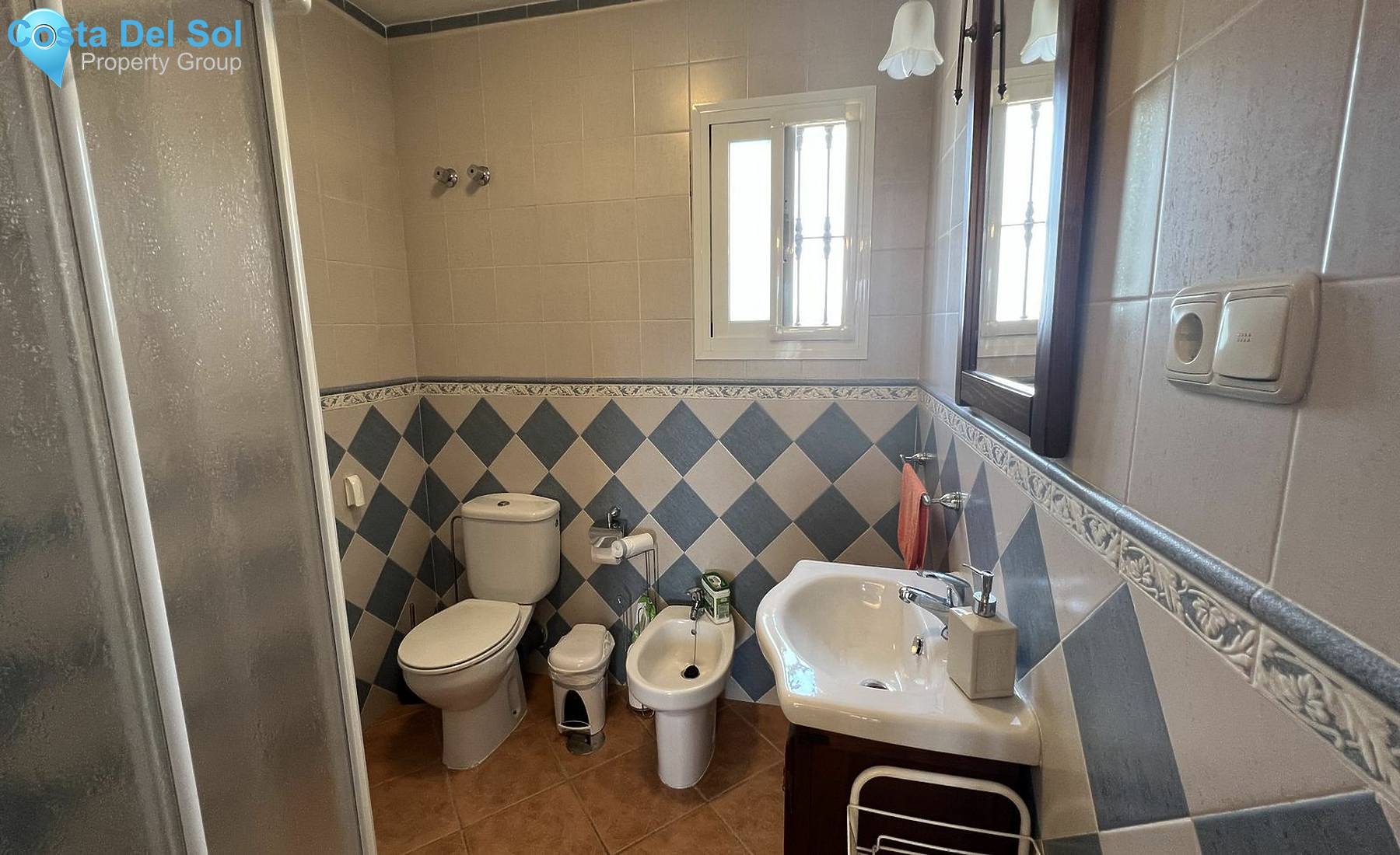 Finca - Cortijo in Alhaurín de la Torre-1423418